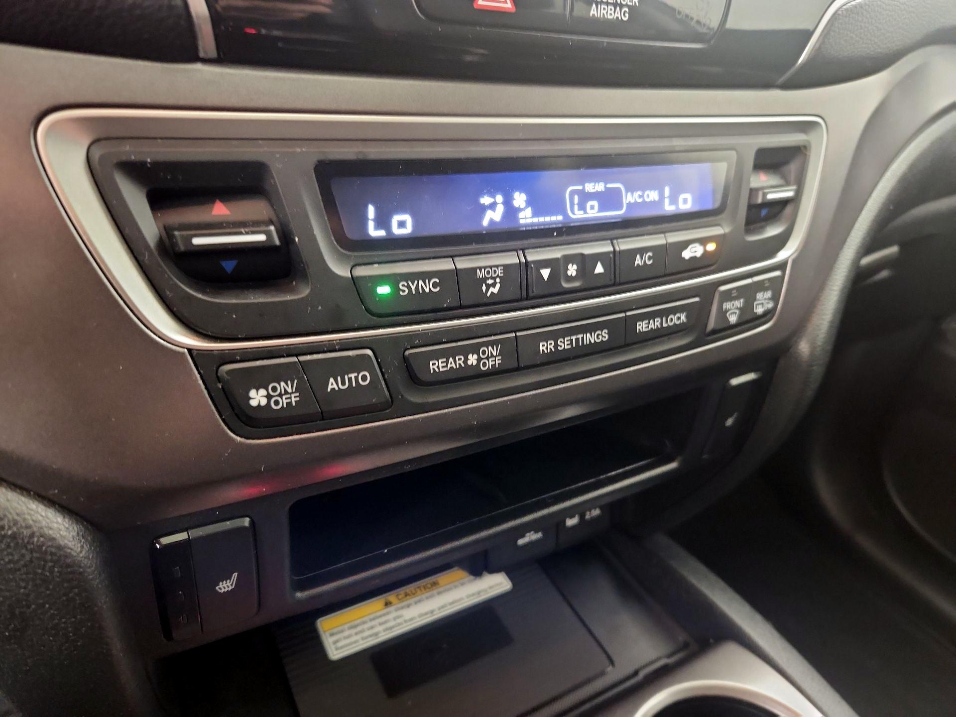 Thumbnail: 2021 Honda Pilot - 16