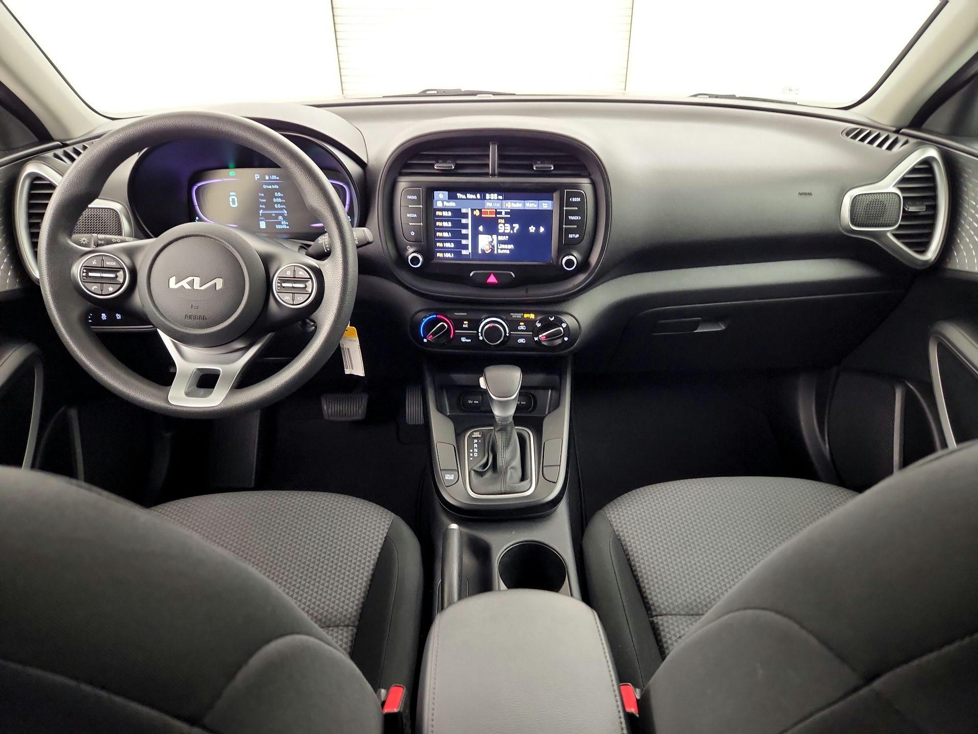 Thumbnail: 2023 Kia Soul - 9