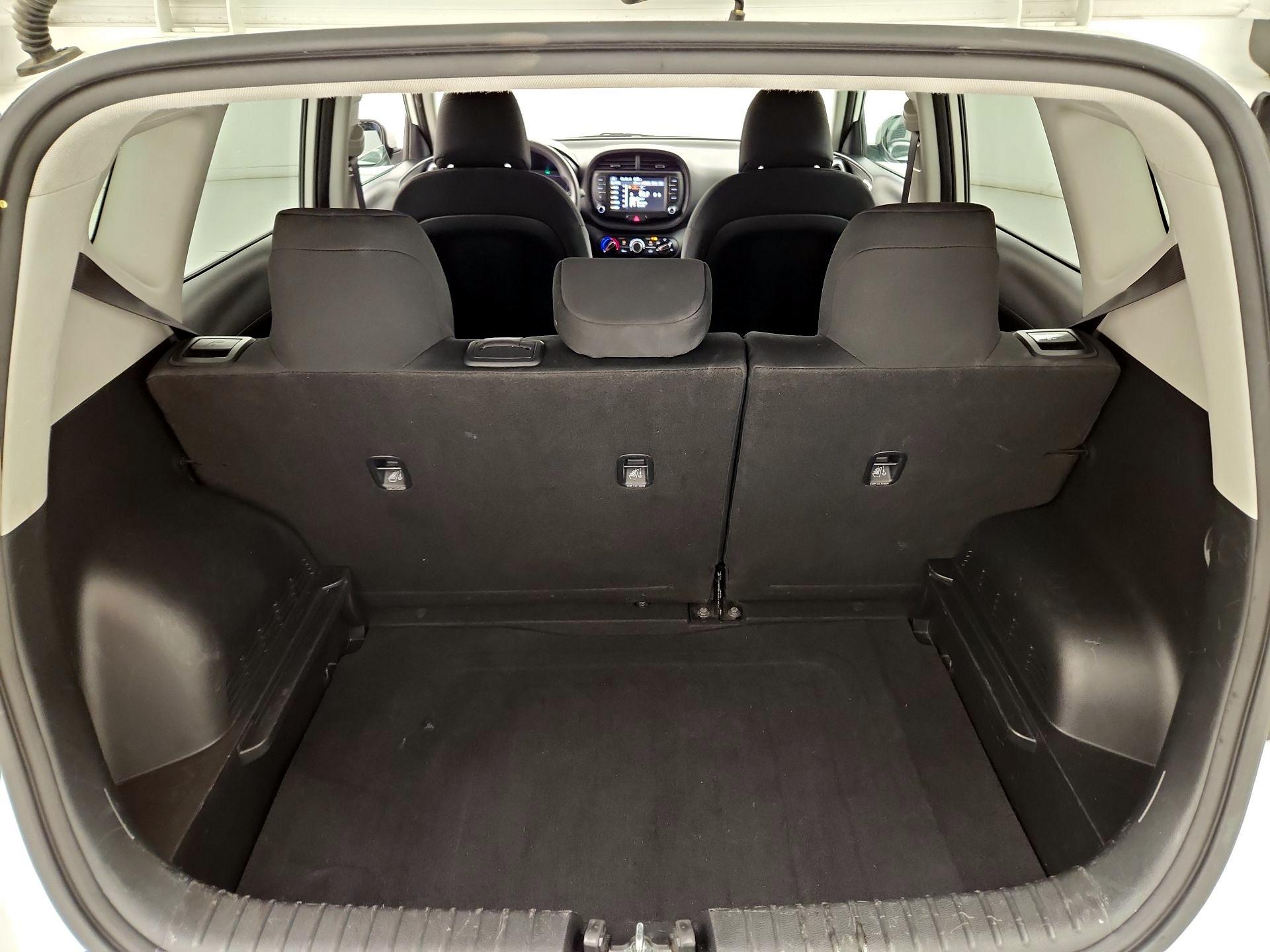 Thumbnail: 2023 Kia Soul - 20