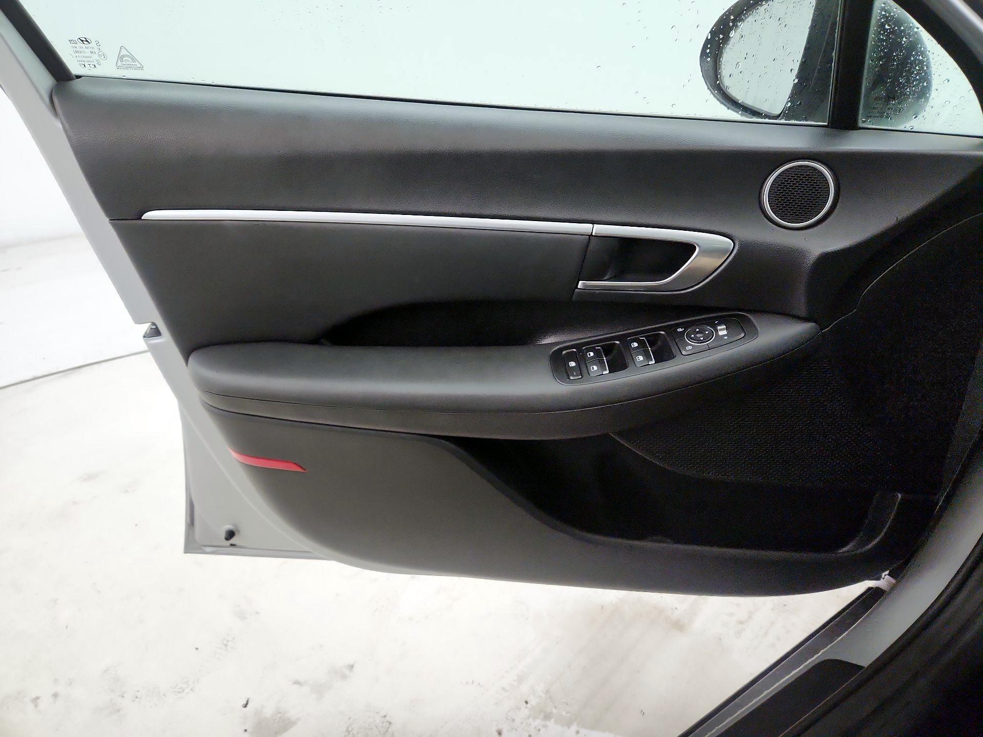 Thumbnail: 2021 Hyundai Sonata - 12