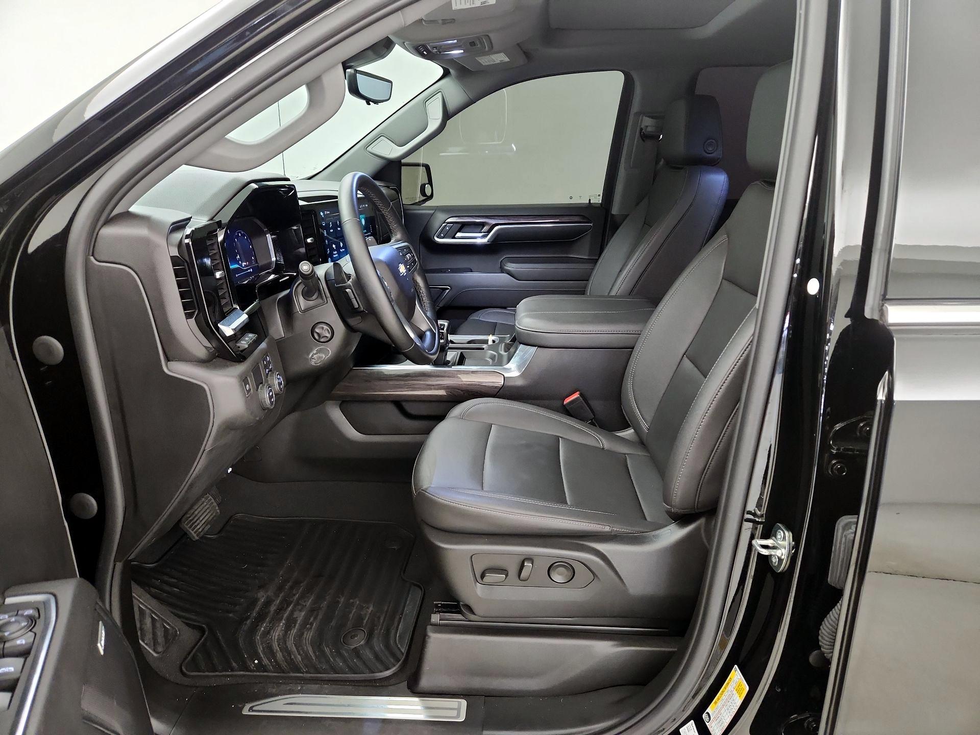 Thumbnail: 2024 Chevrolet Silverado 1500 - 11