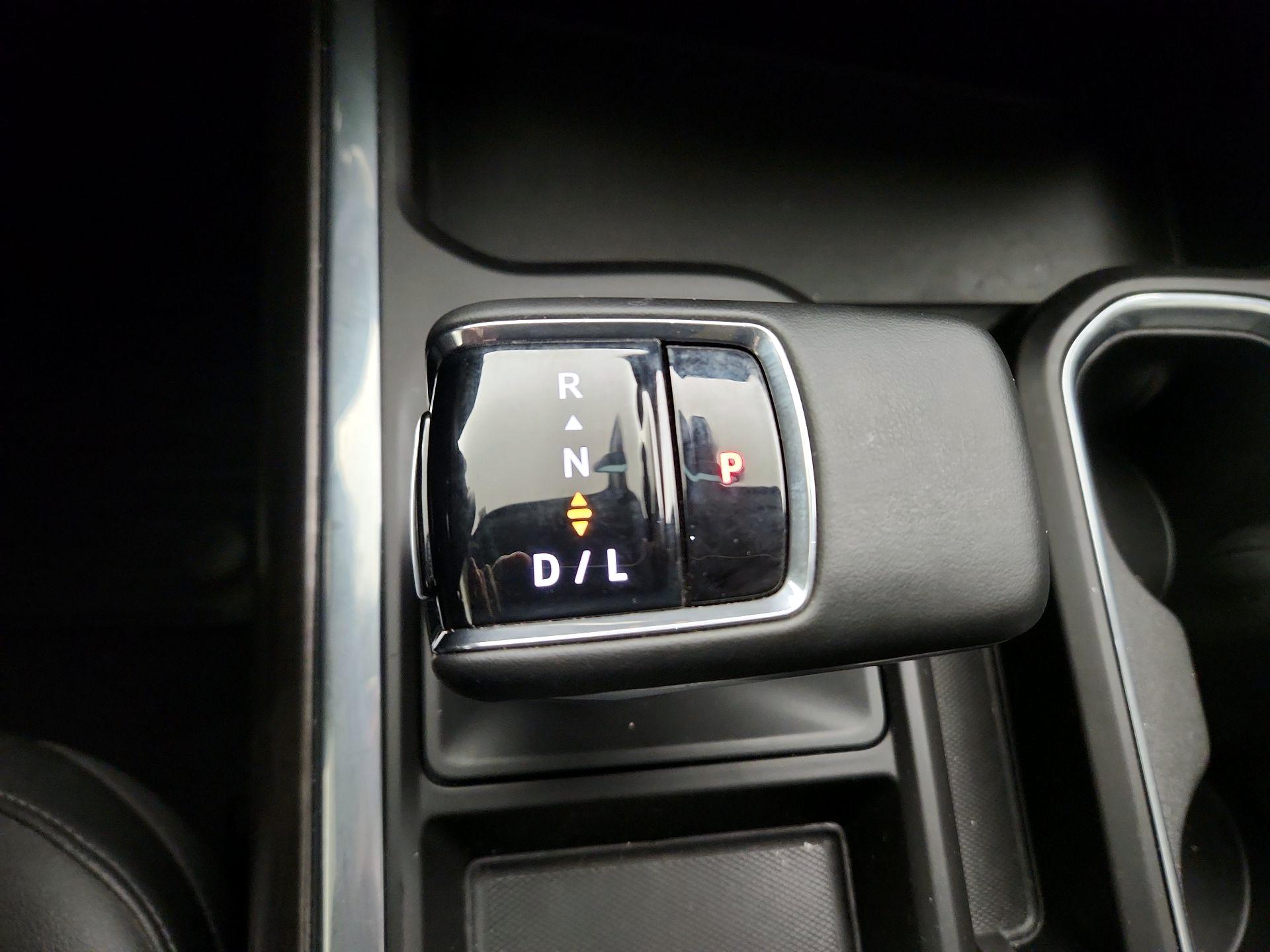 Thumbnail: 2024 Chevrolet Silverado 1500 - 17