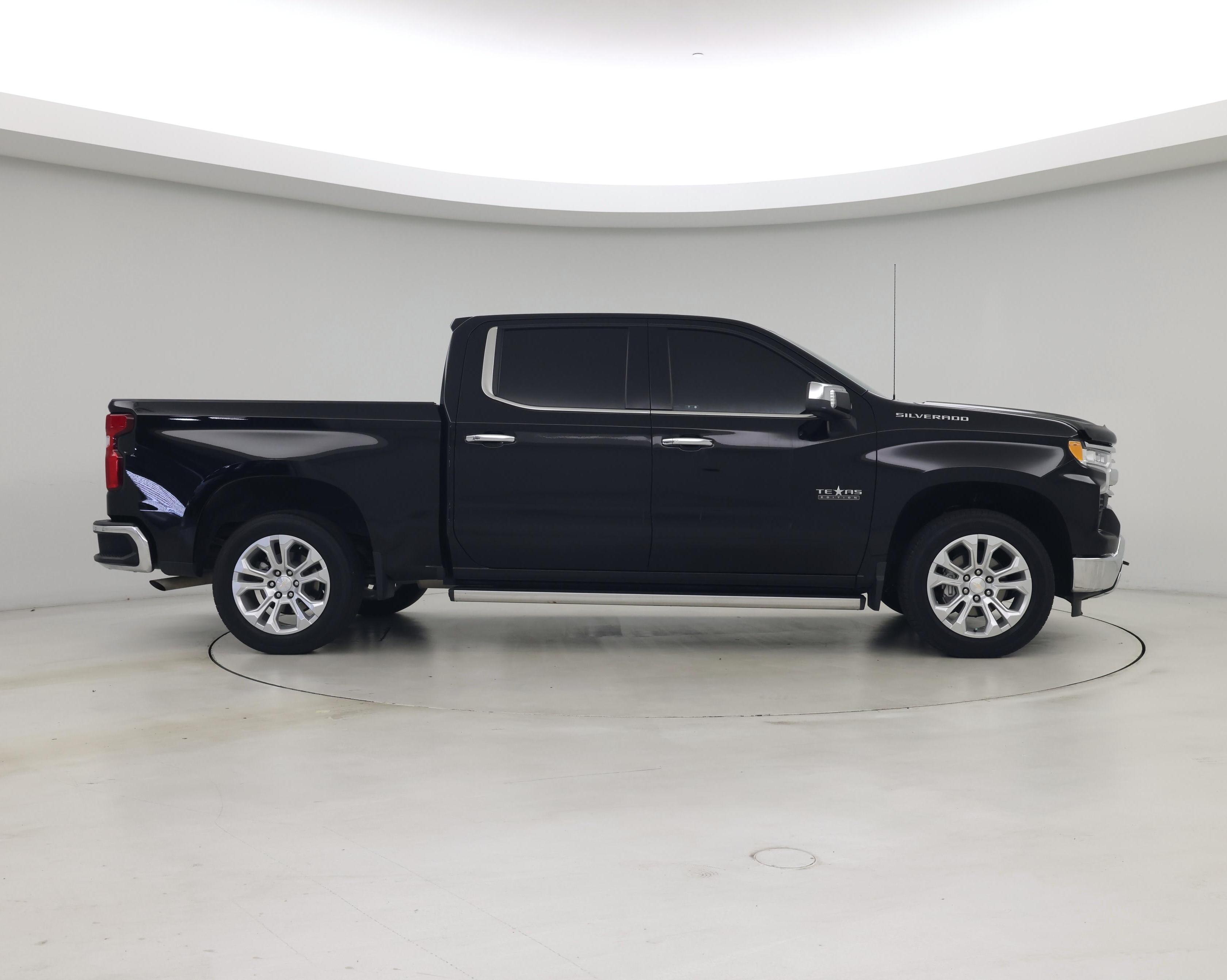 Thumbnail: 2024 Chevrolet Silverado 1500 - 7