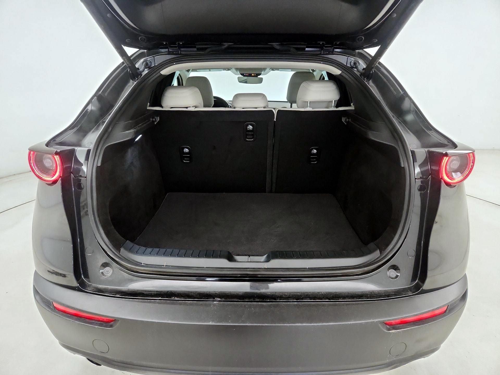 Thumbnail: 2022 Mazda CX-30 - 16