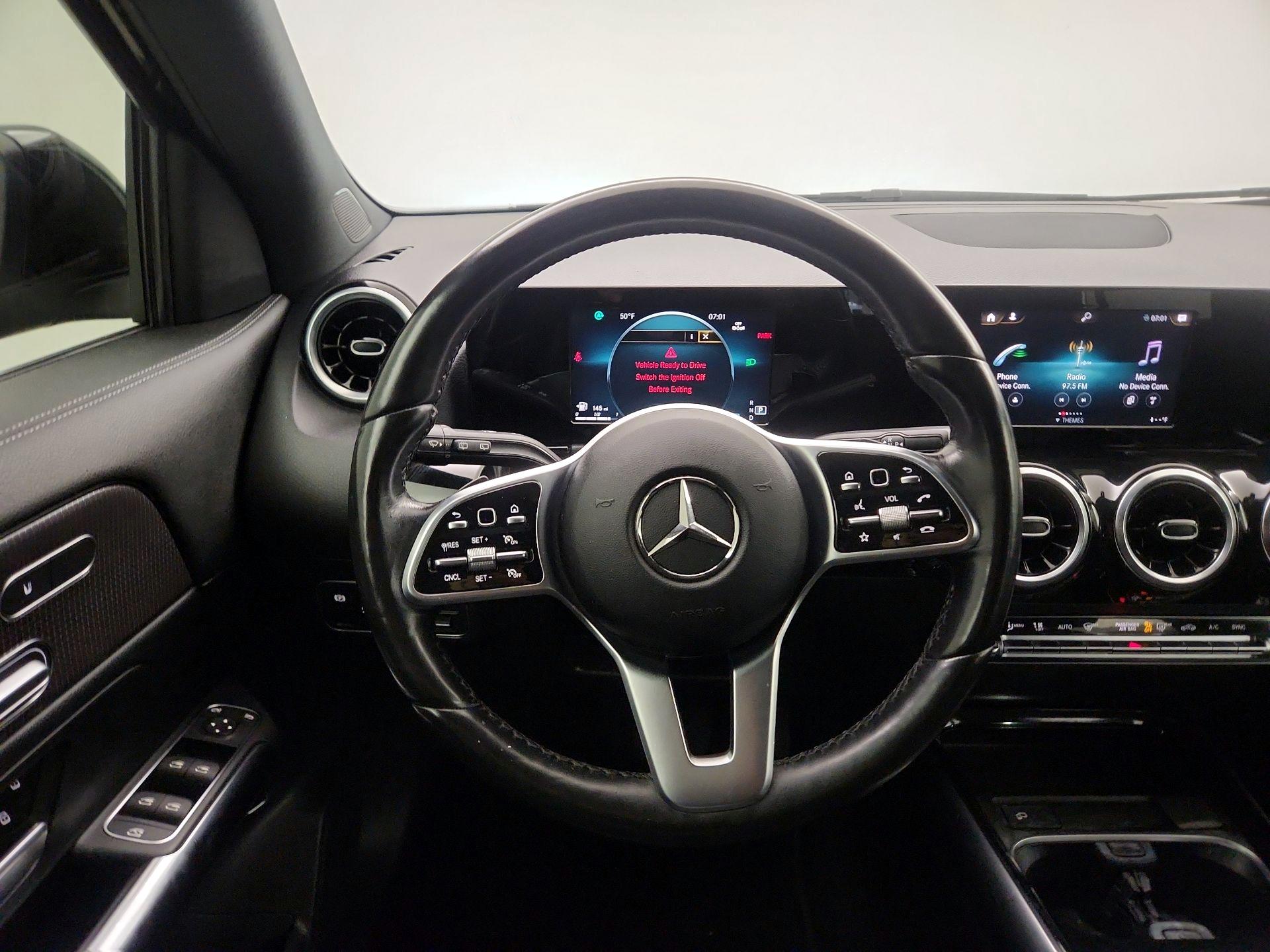 Thumbnail: 2023 Mercedes-Benz GLA - 10