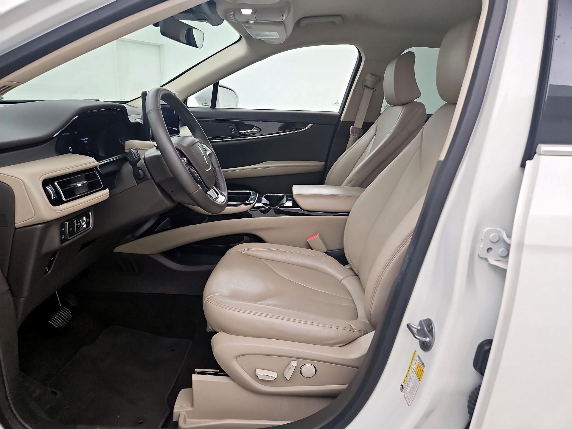 Thumbnail: 2022 Lincoln Nautilus - 11