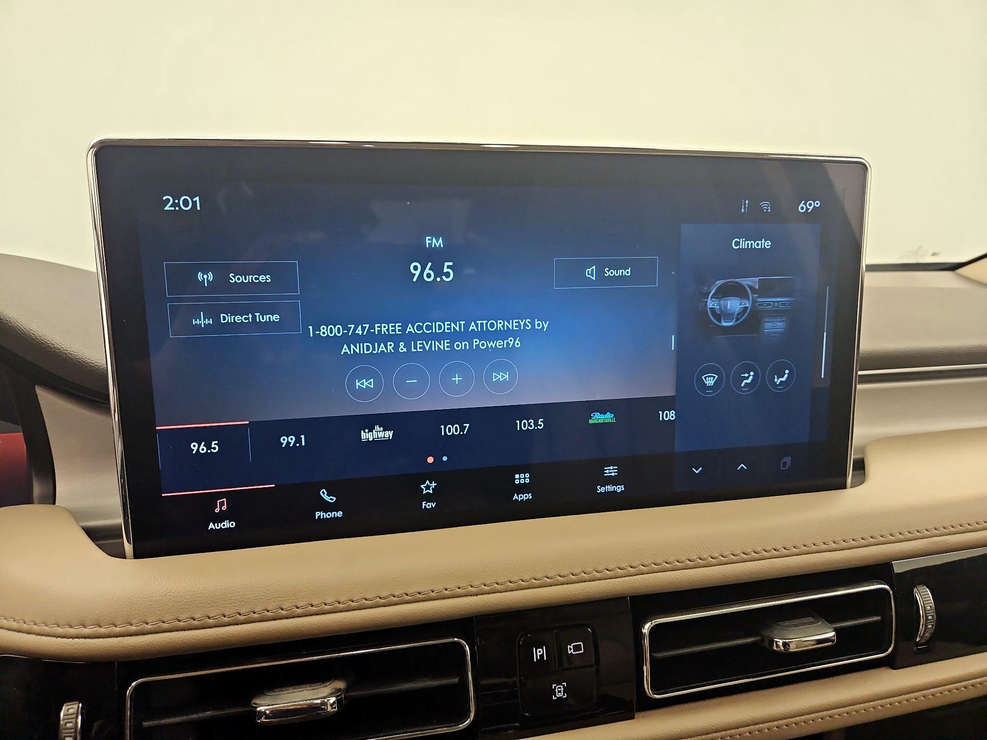 Thumbnail: 2022 Lincoln Nautilus - 15