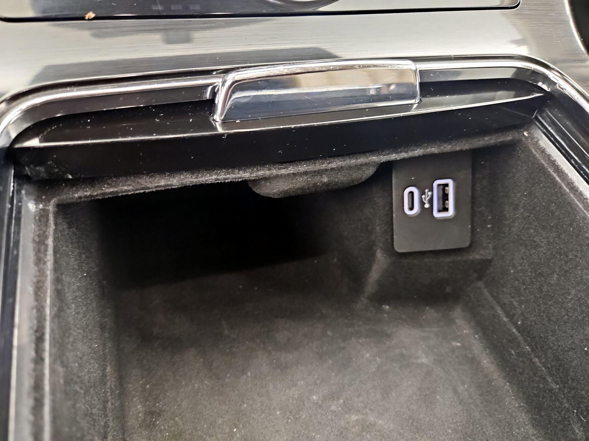 Thumbnail: 2022 Lincoln Nautilus - 18