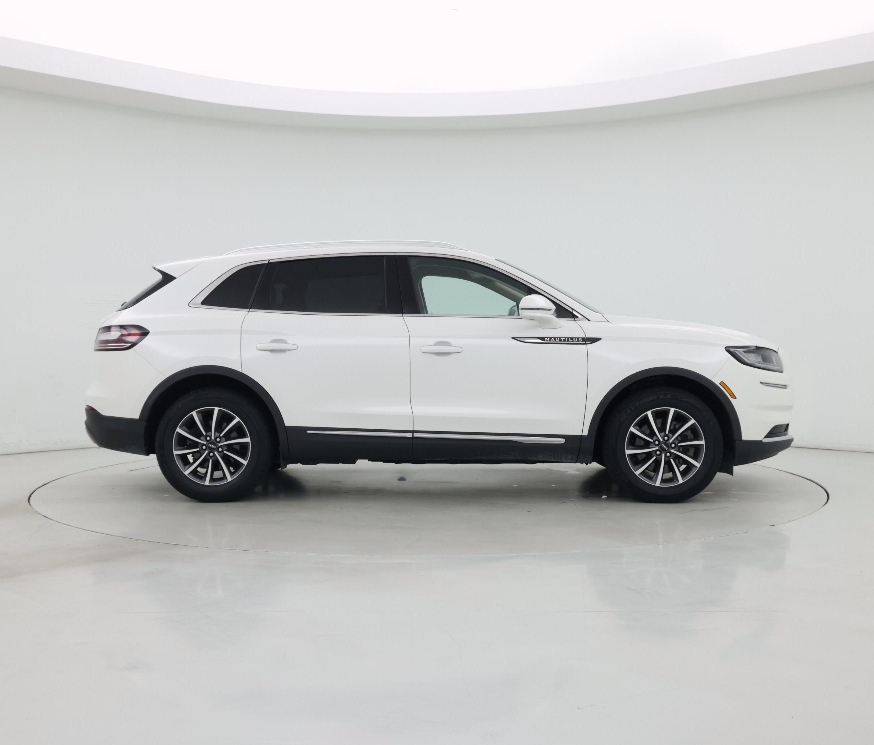 Thumbnail: 2022 Lincoln Nautilus - 7