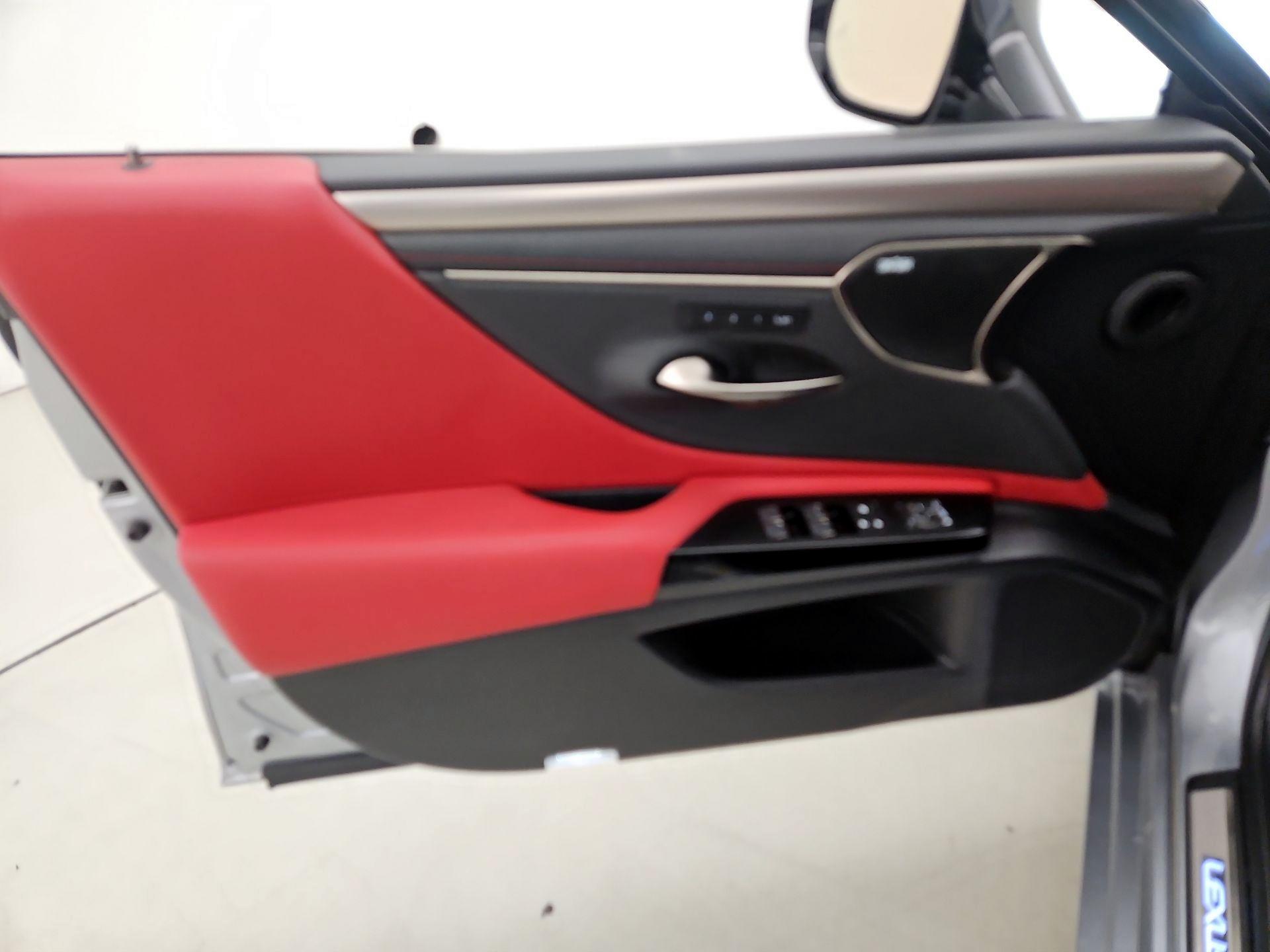 Thumbnail: 2024 Lexus ES - 12