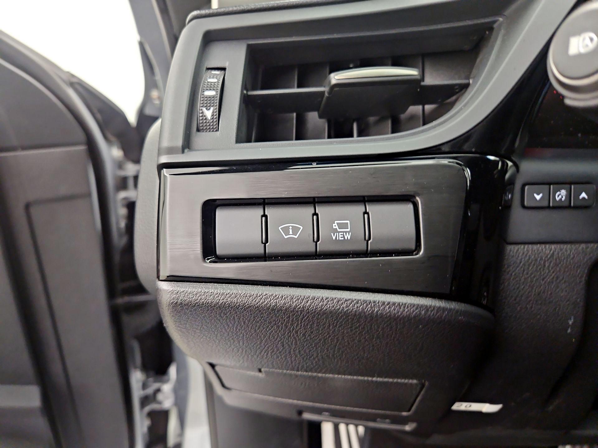 Thumbnail: 2024 Lexus ES - 13