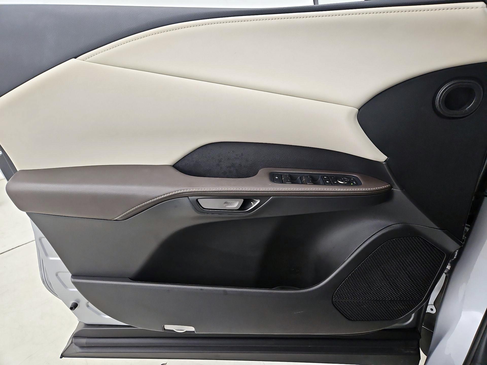 Thumbnail: 2024 Lexus RX - 12