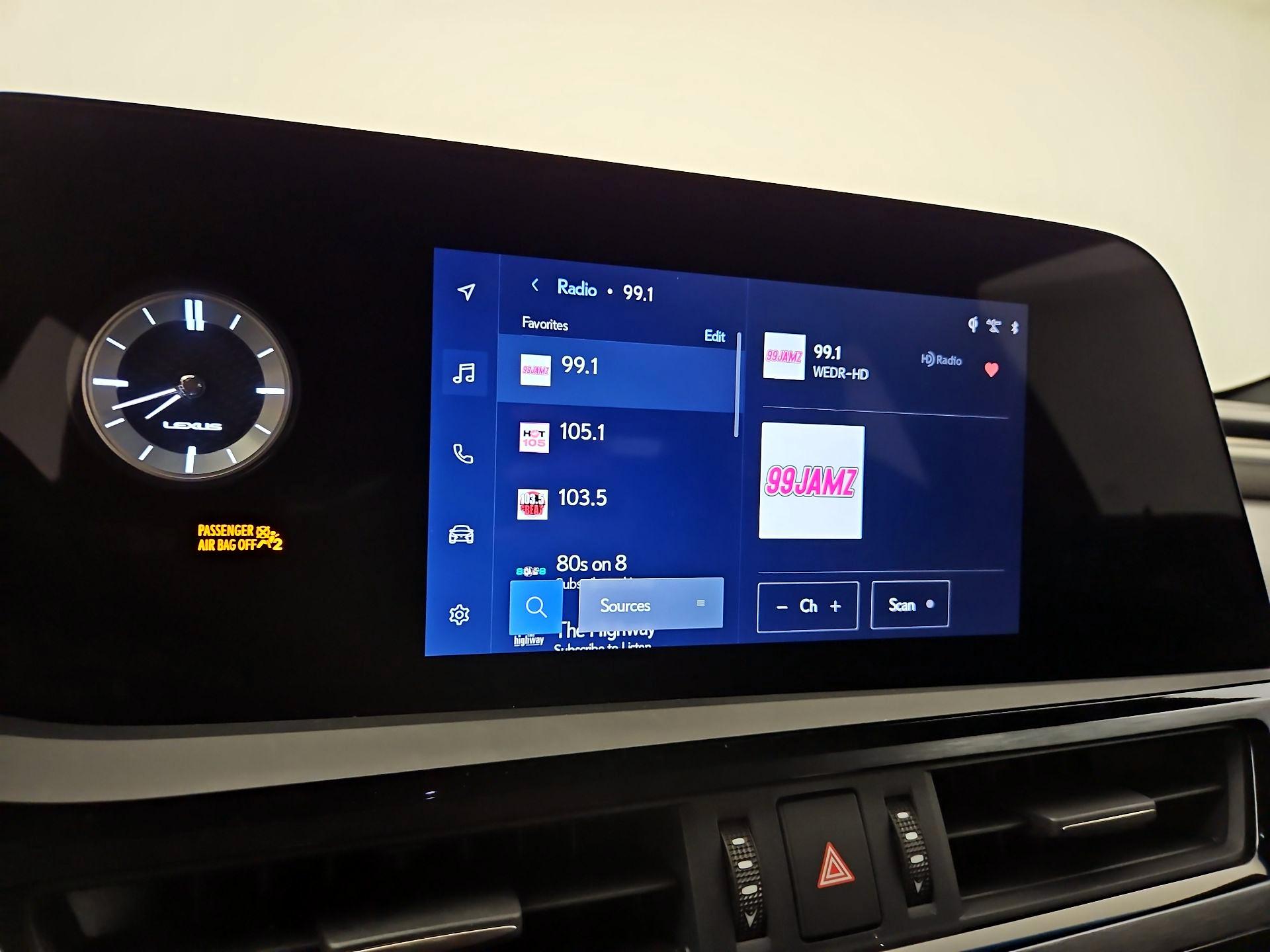 Thumbnail: 2024 Lexus ES - 15