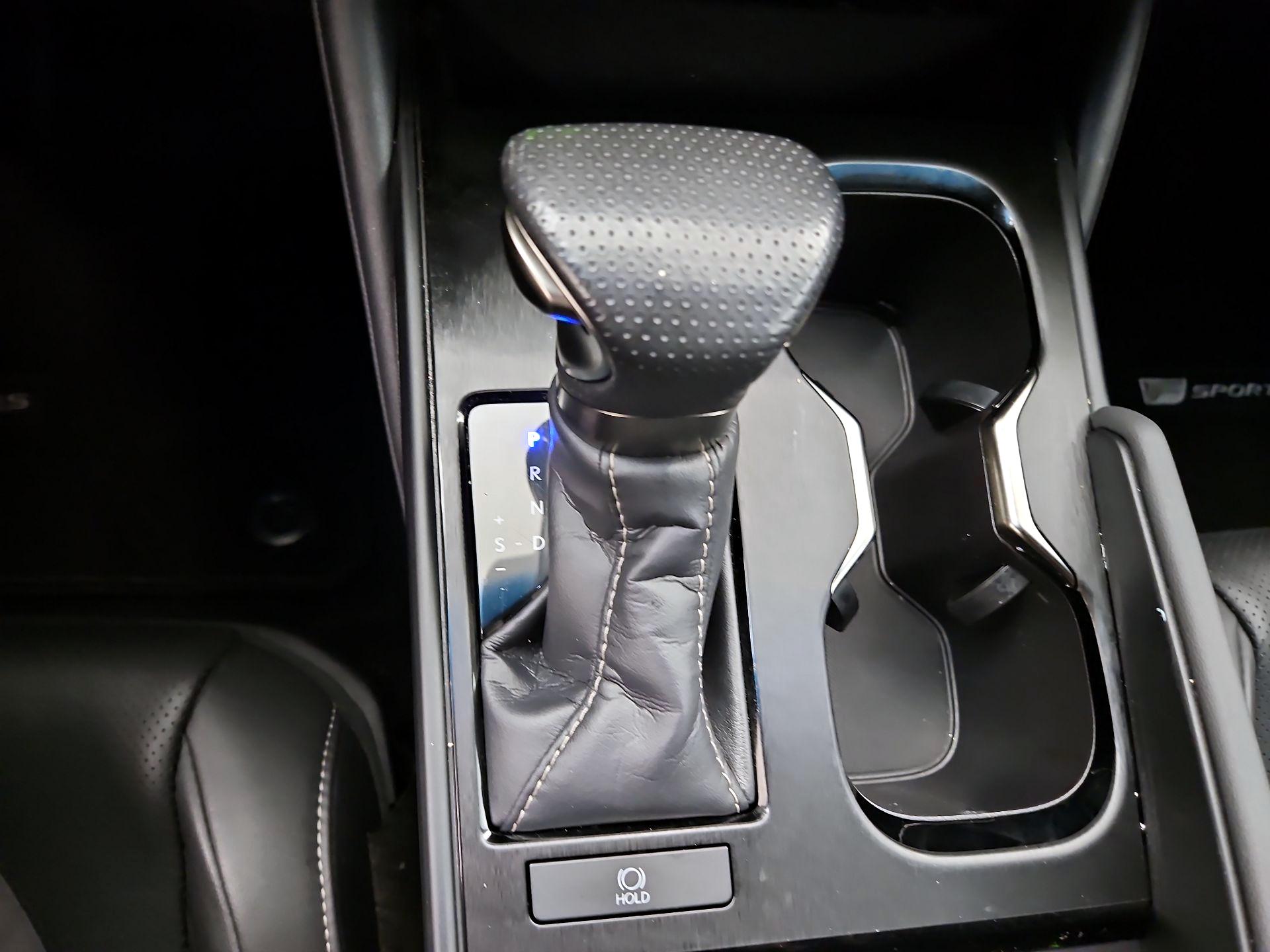 Thumbnail: 2024 Lexus ES - 17