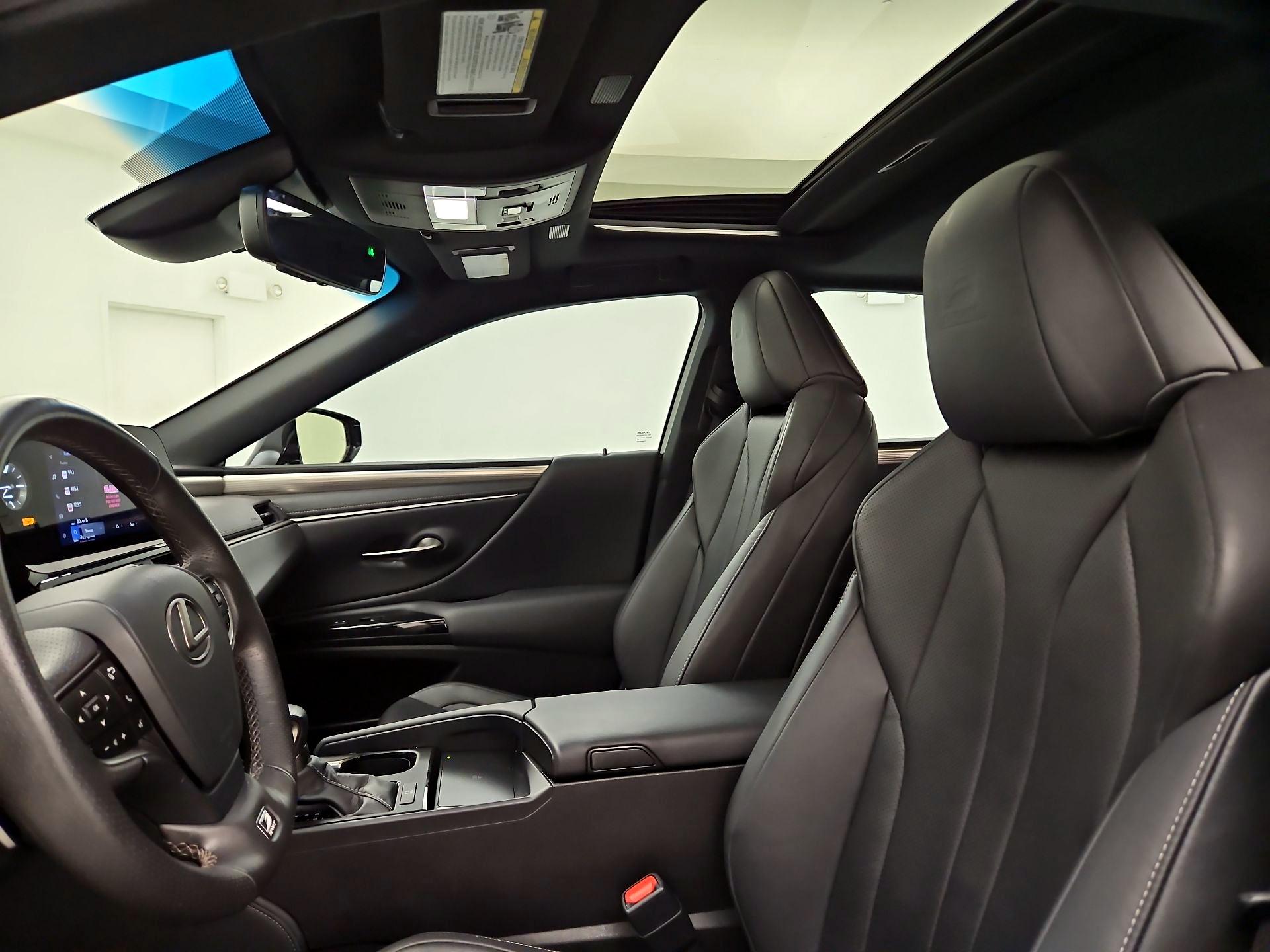 Thumbnail: 2024 Lexus ES - 19