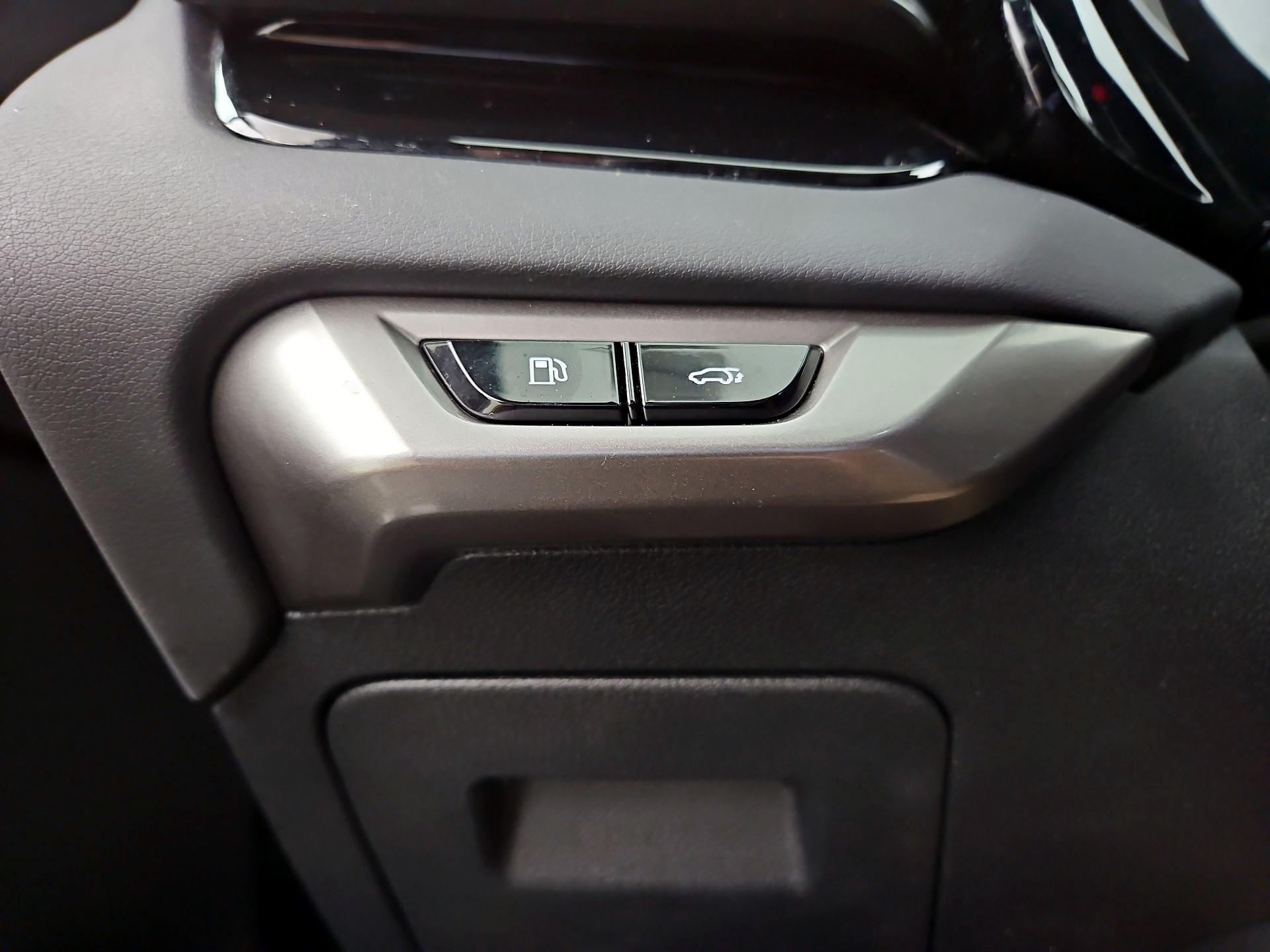 Thumbnail: 2024 Lexus RX - 13