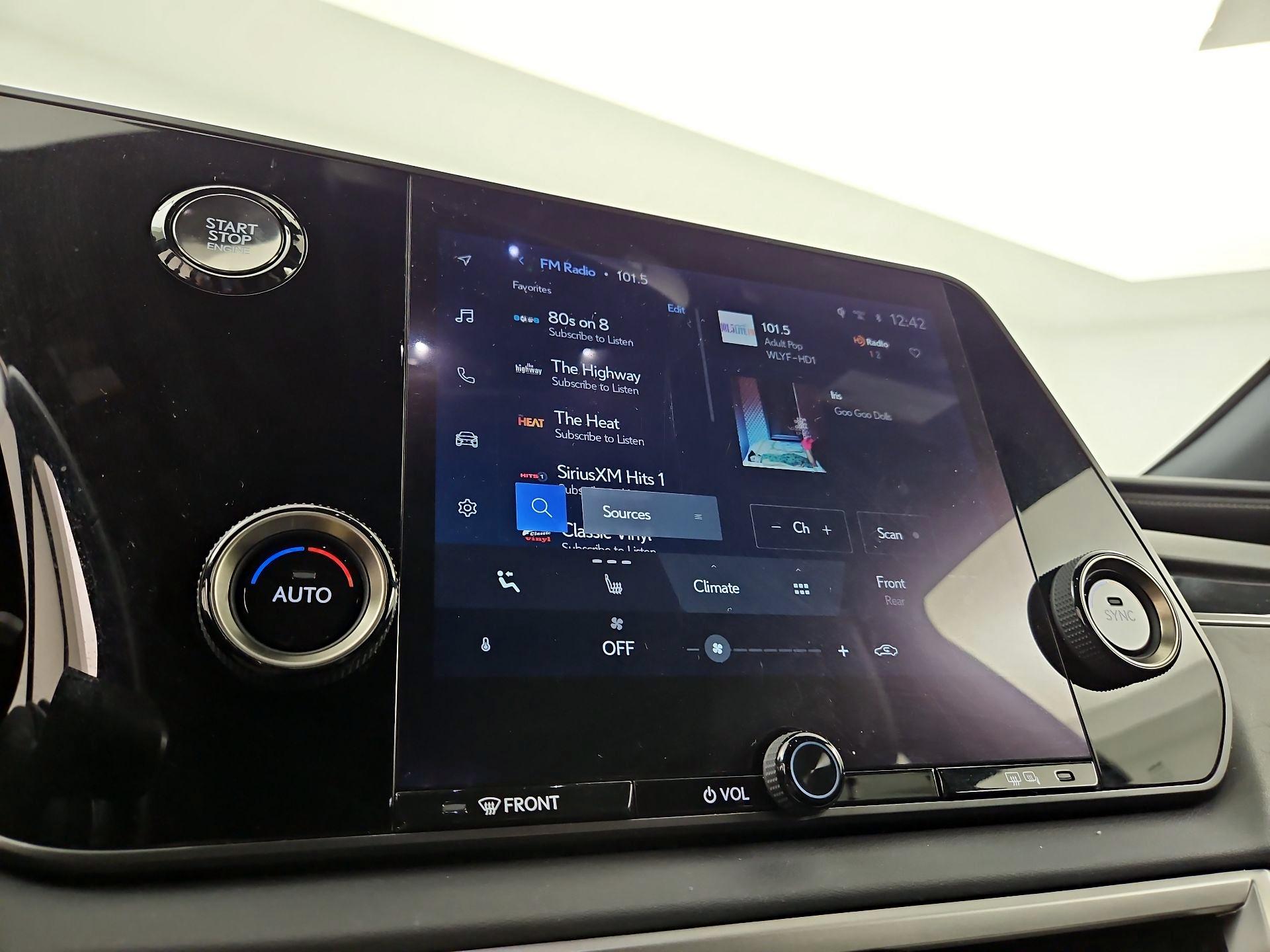 Thumbnail: 2024 Lexus RX - 15