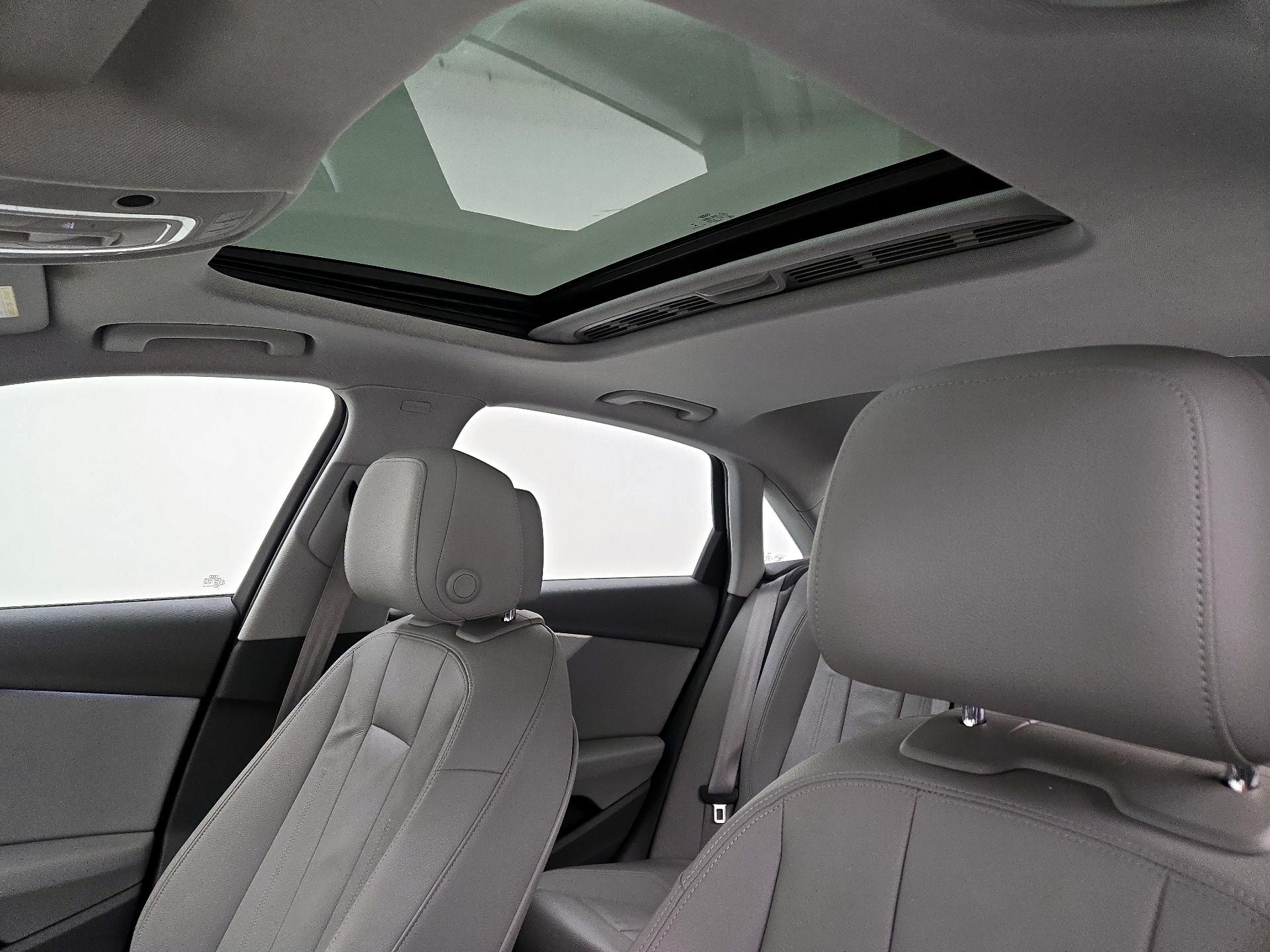 Thumbnail: 2017 Audi A4 - 19