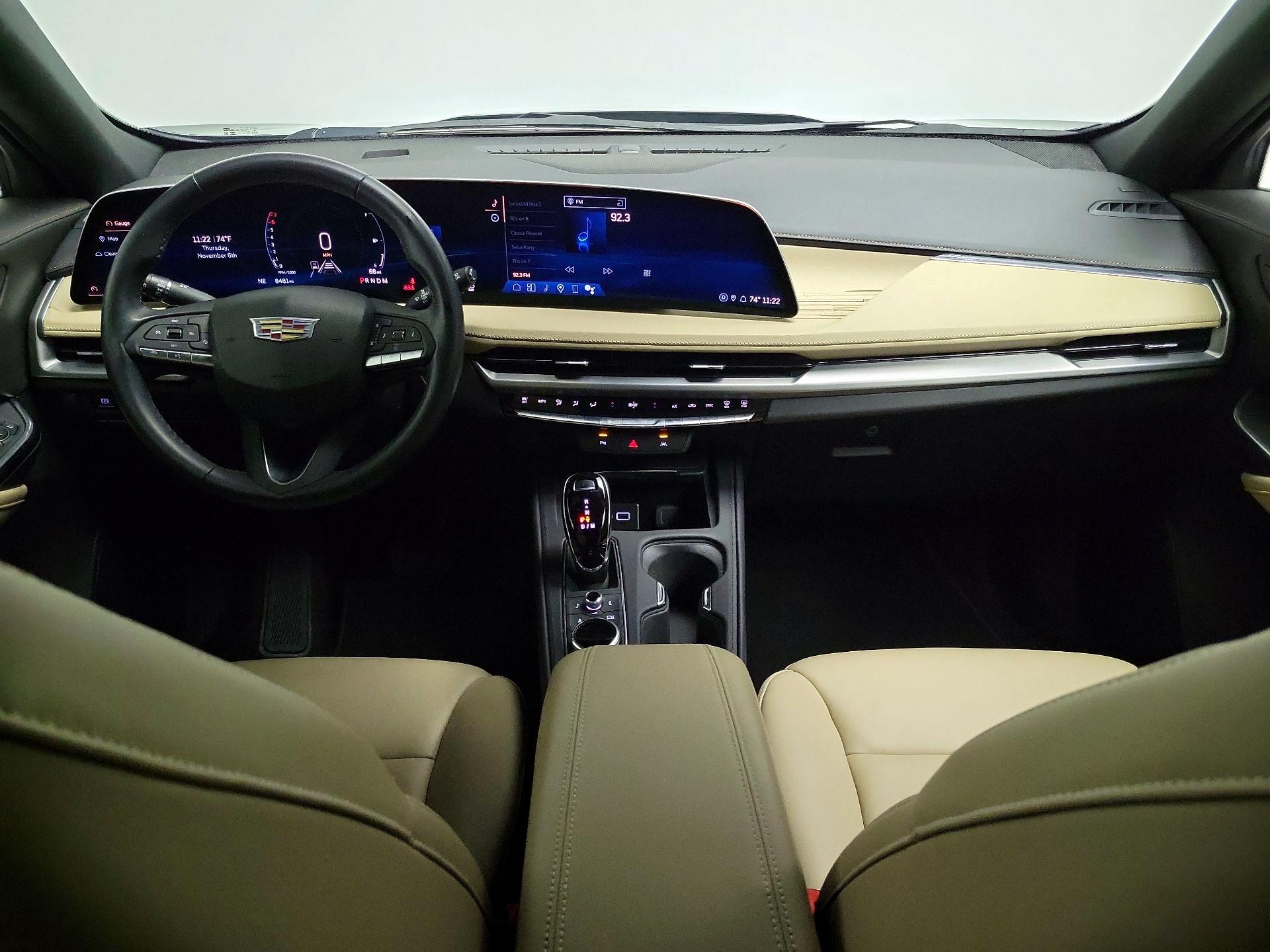 Thumbnail: 2024 Cadillac XT4 - 9