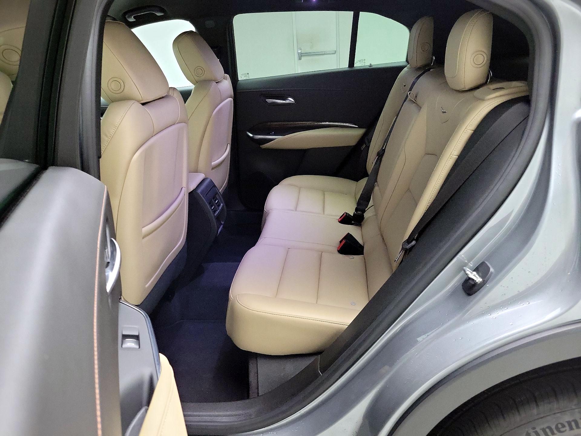 Thumbnail: 2024 Cadillac XT4 - 18