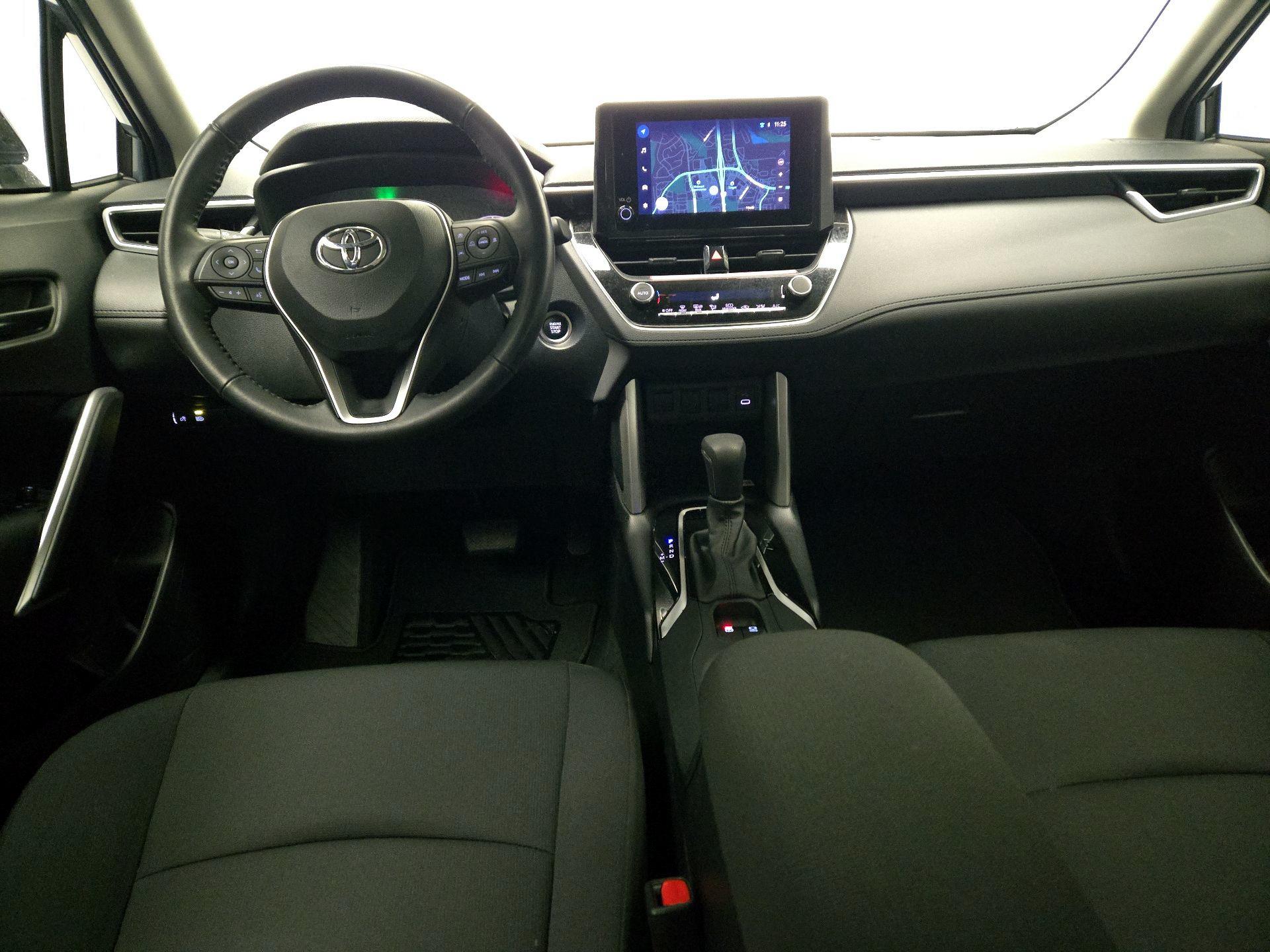 Thumbnail: 2023 Toyota Corolla Cross - 9