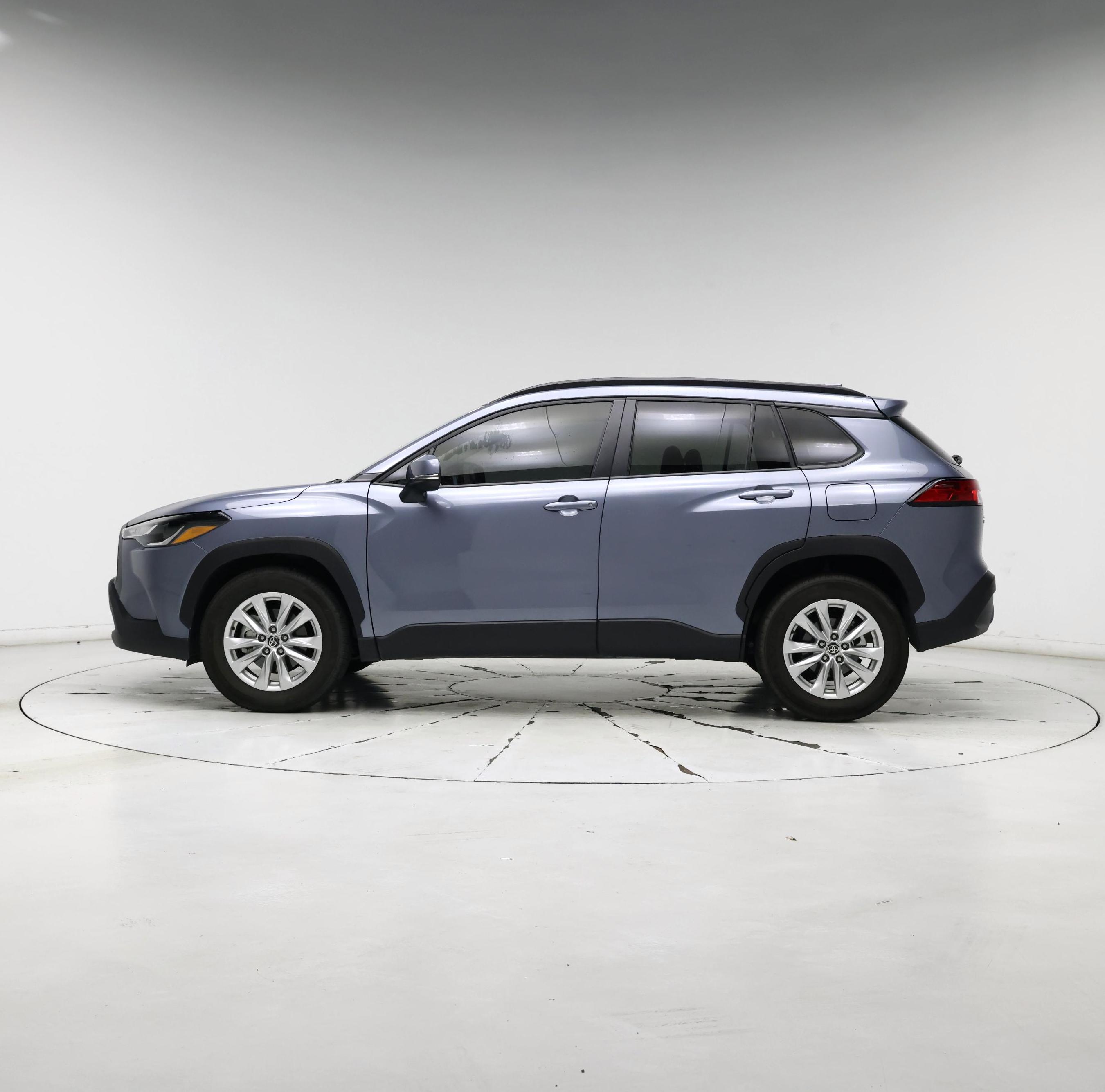 Thumbnail: 2023 Toyota Corolla Cross - 3