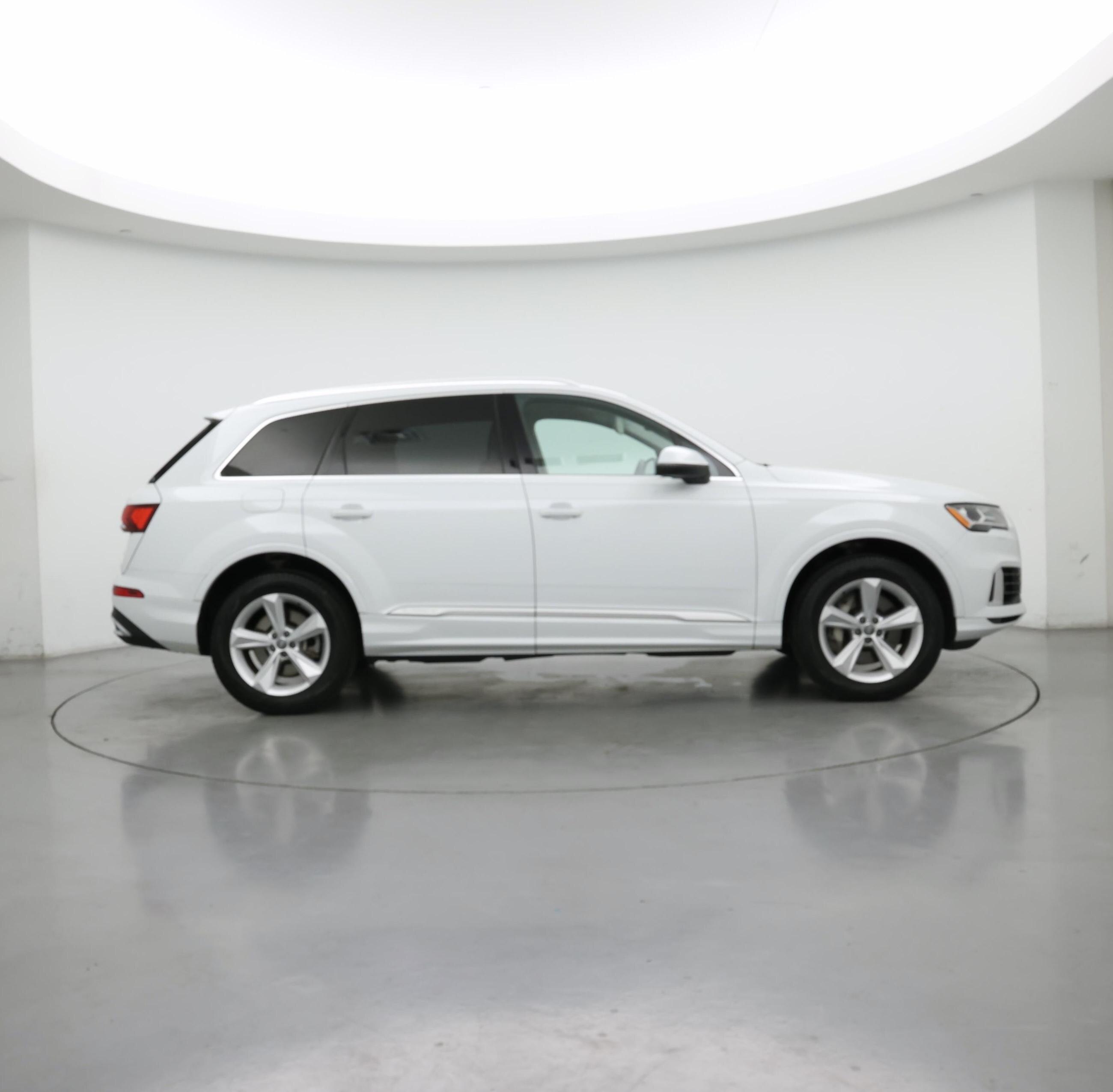 Thumbnail: 2020 Audi Q7 - 7