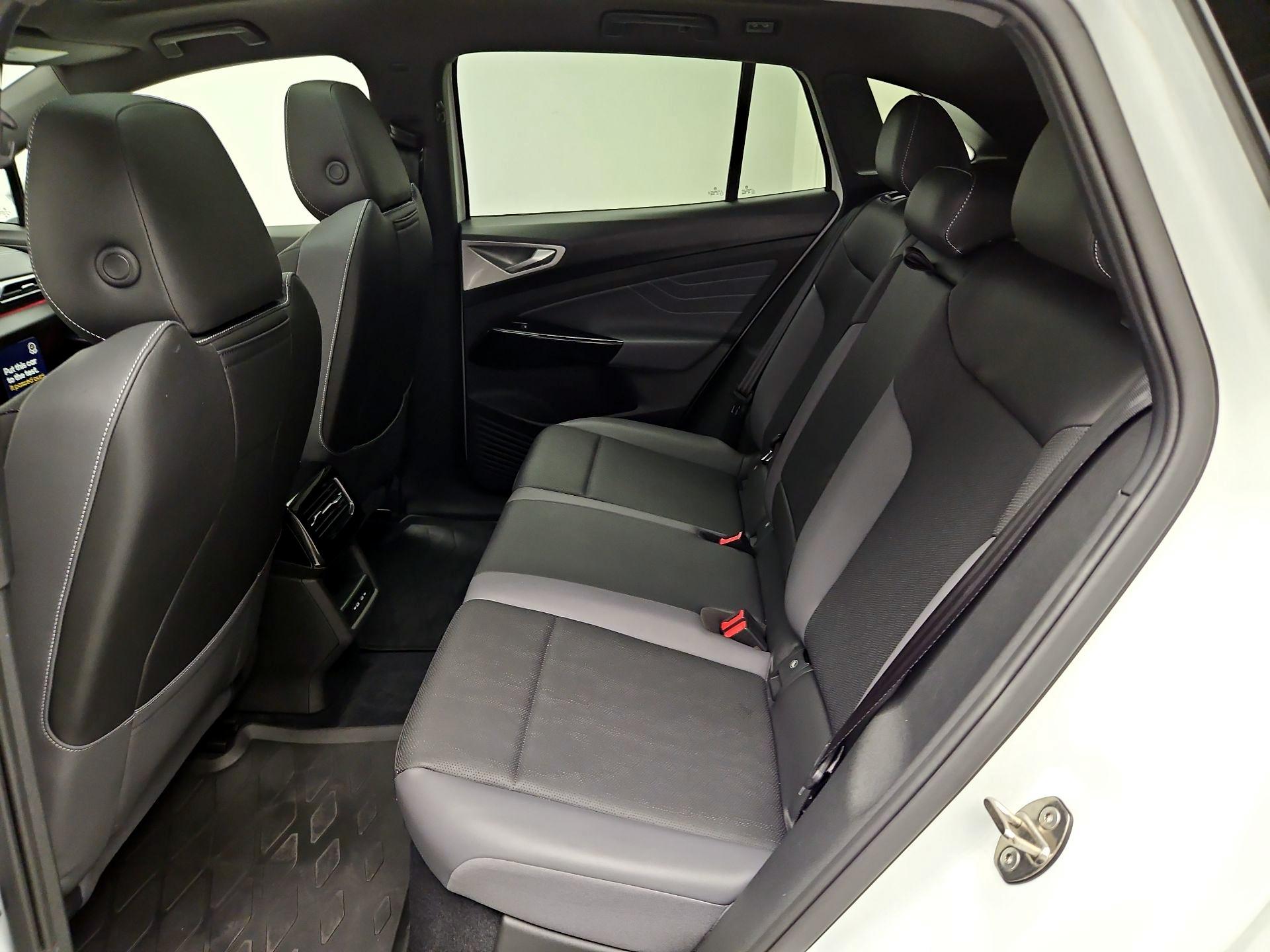 Thumbnail: 2023 Volkswagen ID.4 - 20