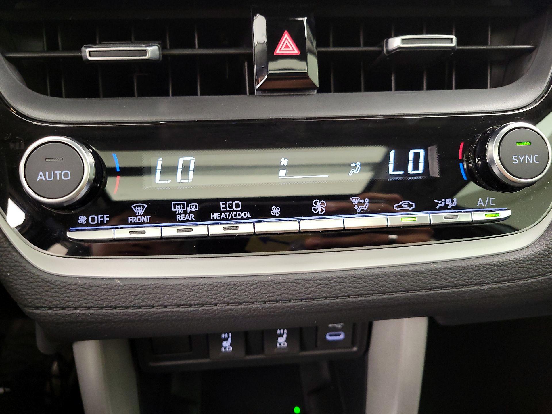 Thumbnail: 2025 Toyota Corolla Cross - 16