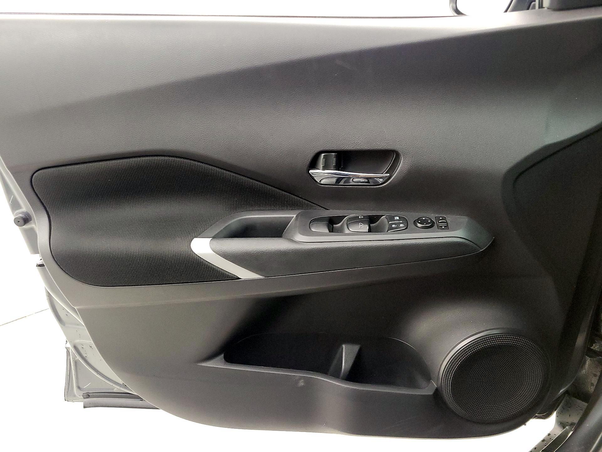 Thumbnail: 2024 Nissan Kicks - 12