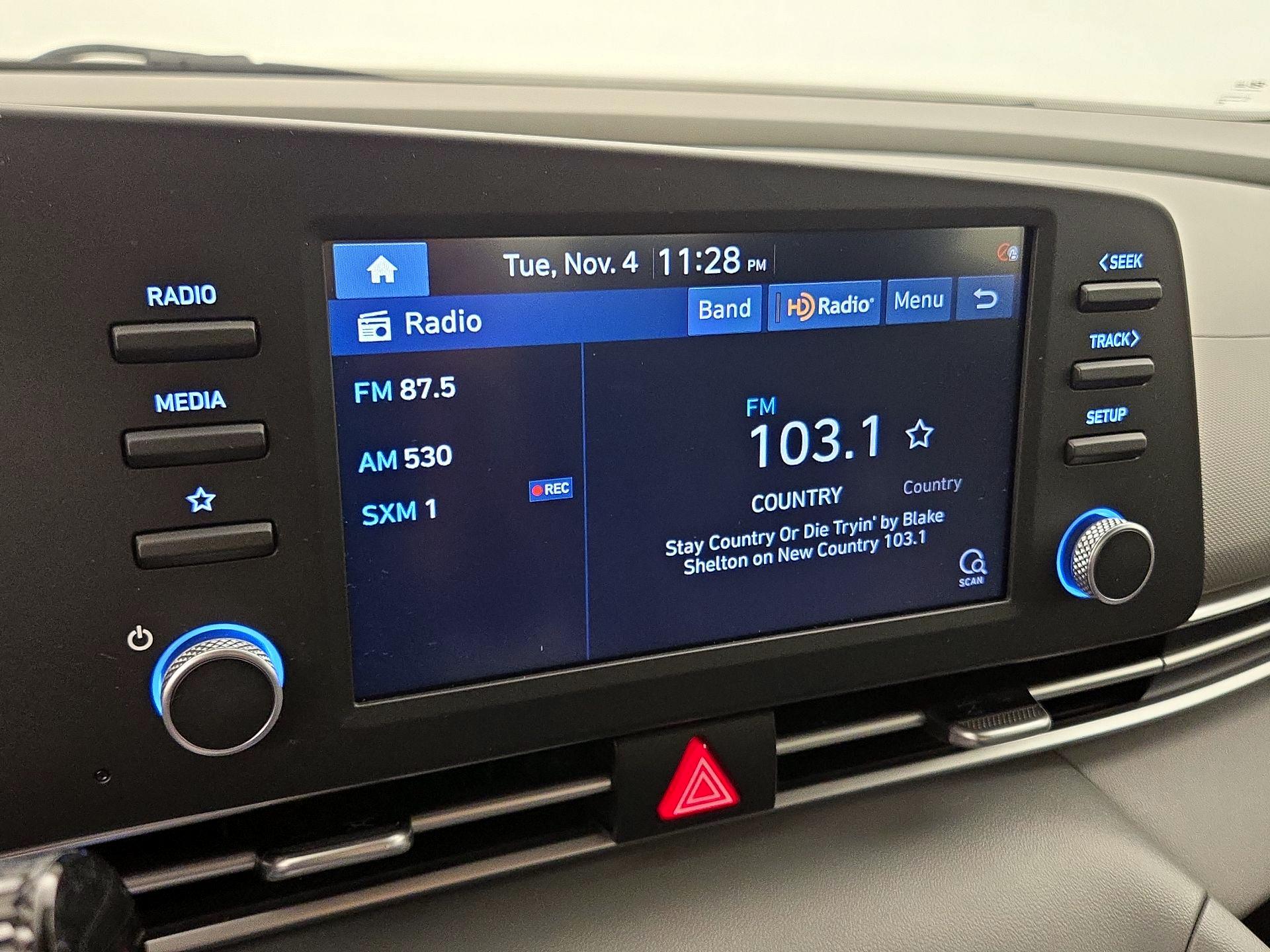 Thumbnail: 2022 Hyundai Elantra - 15