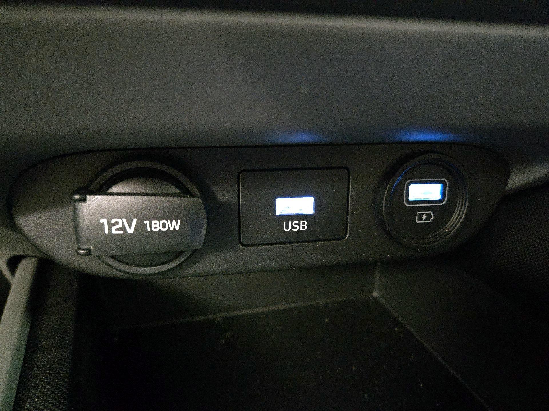 Thumbnail: 2022 Hyundai Elantra - 18