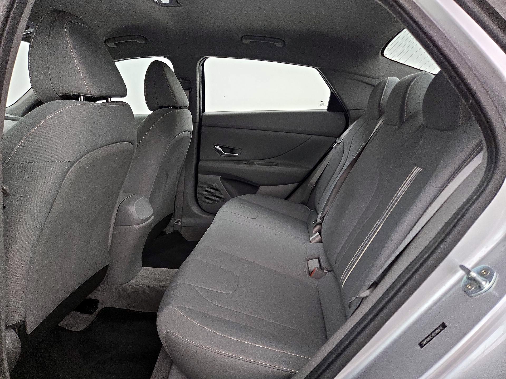 Thumbnail: 2022 Hyundai Elantra - 19