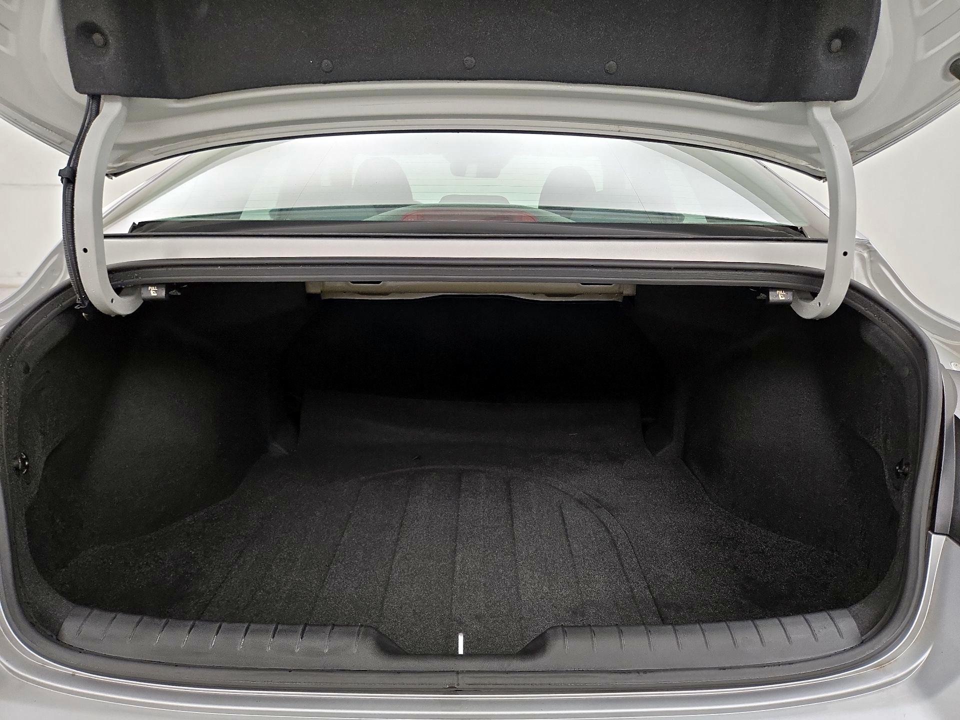 Thumbnail: 2022 Hyundai Elantra - 20