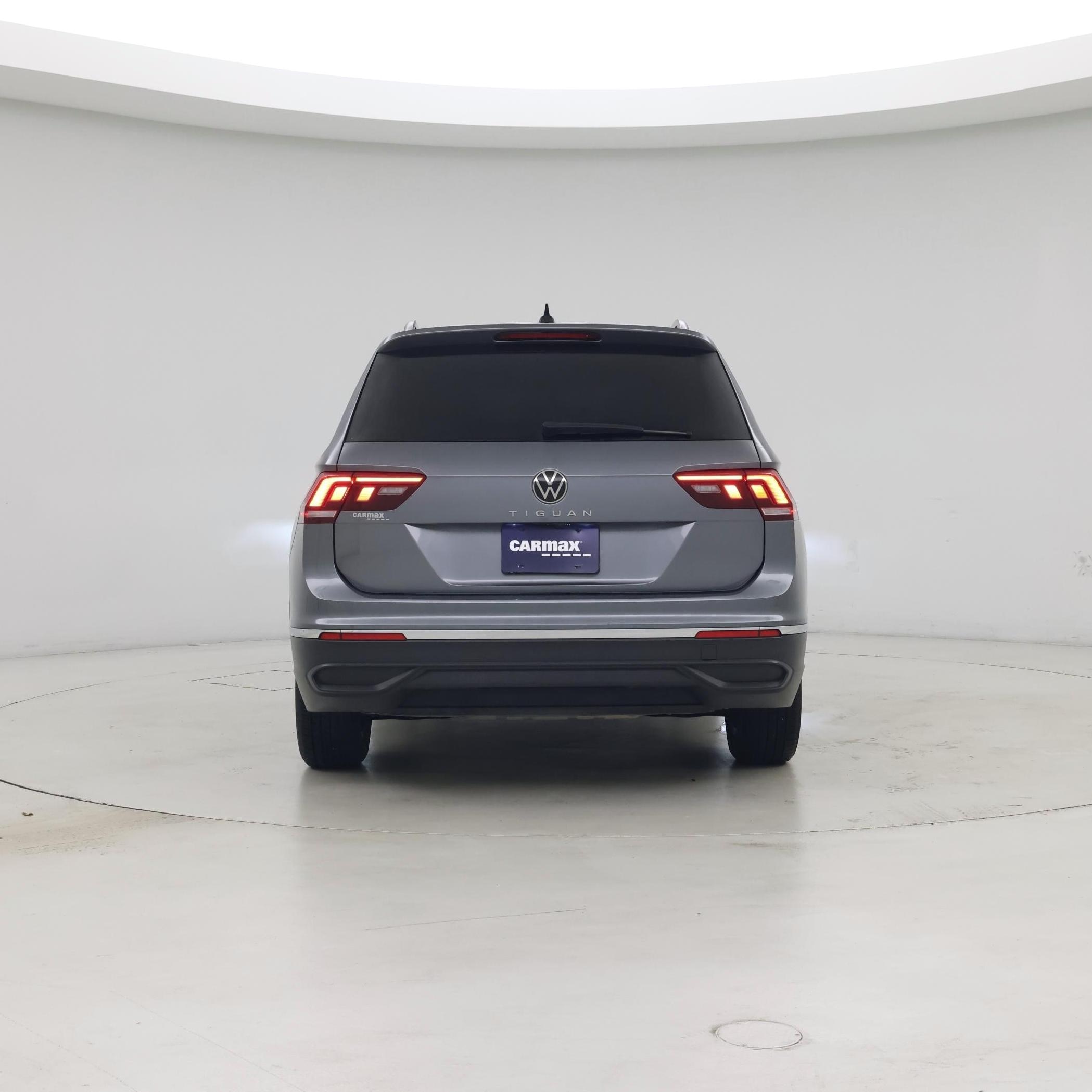 Thumbnail: 2023 Volkswagen Tiguan - 6