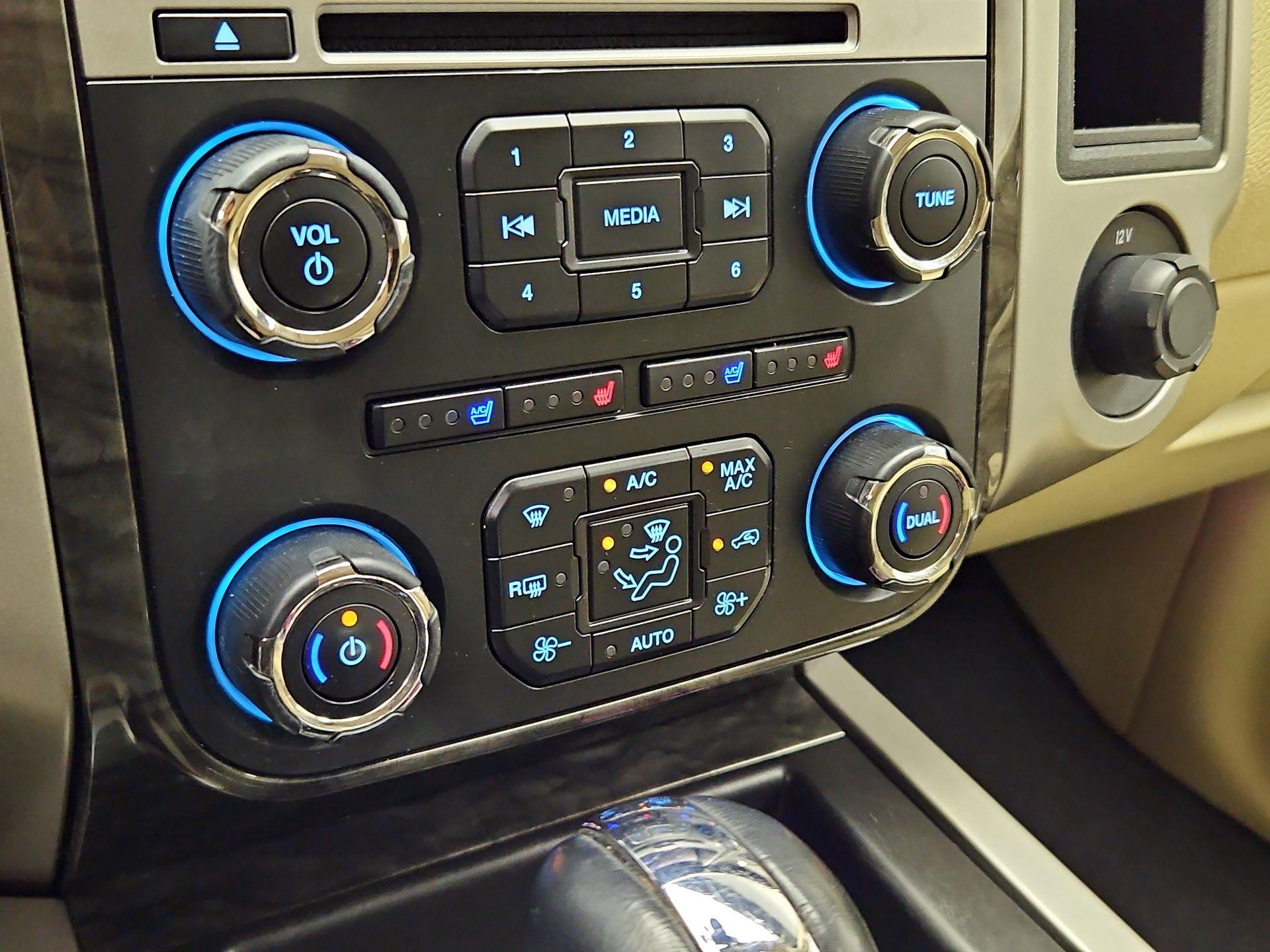 Thumbnail: 2015 Ford Expedition EL - 16