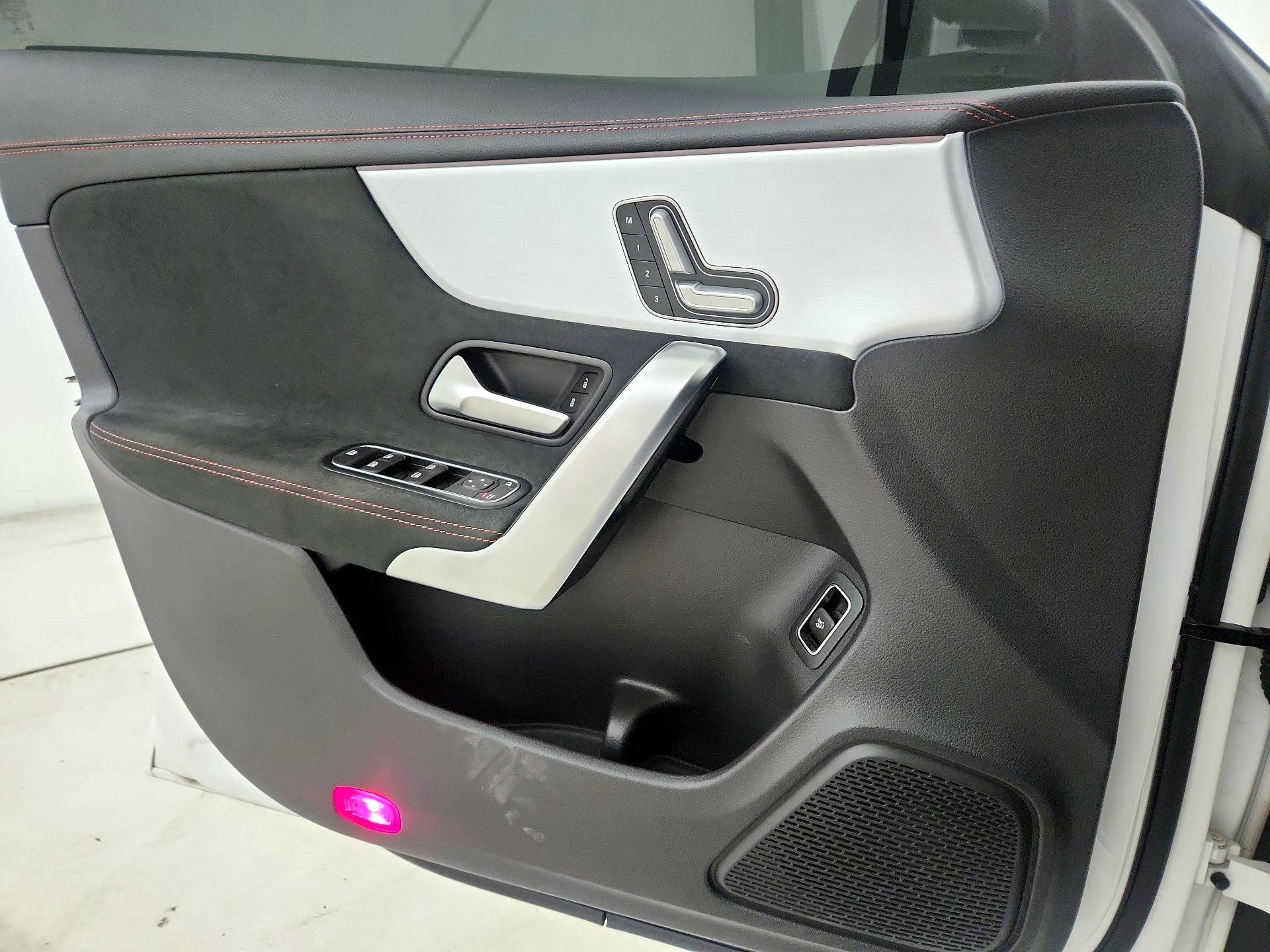 Thumbnail: 2022 Mercedes-Benz CLA - 12