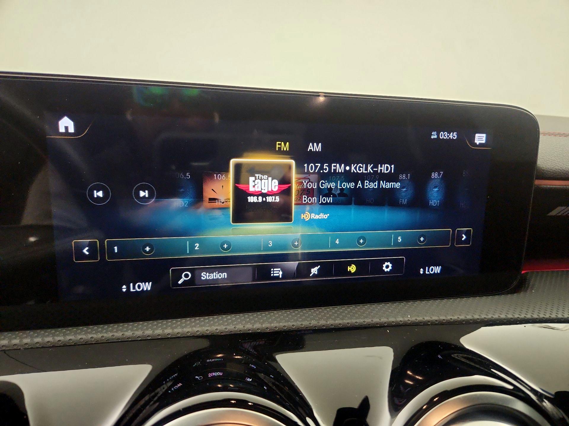 Thumbnail: 2022 Mercedes-Benz CLA - 15