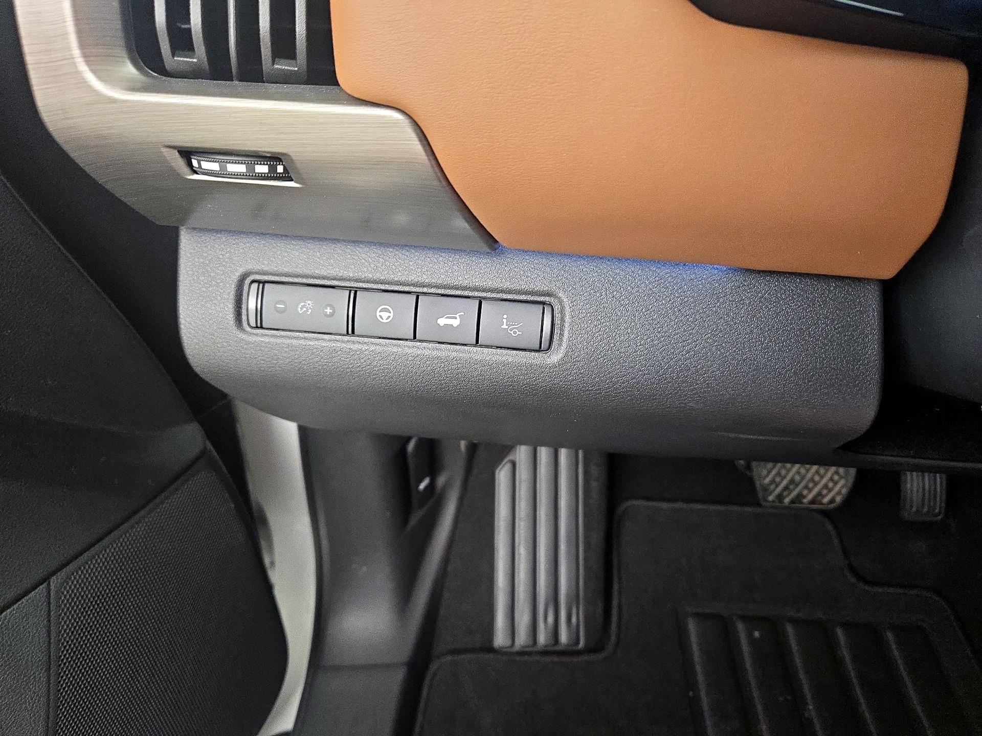 Thumbnail: 2024 Nissan Pathfinder - 13