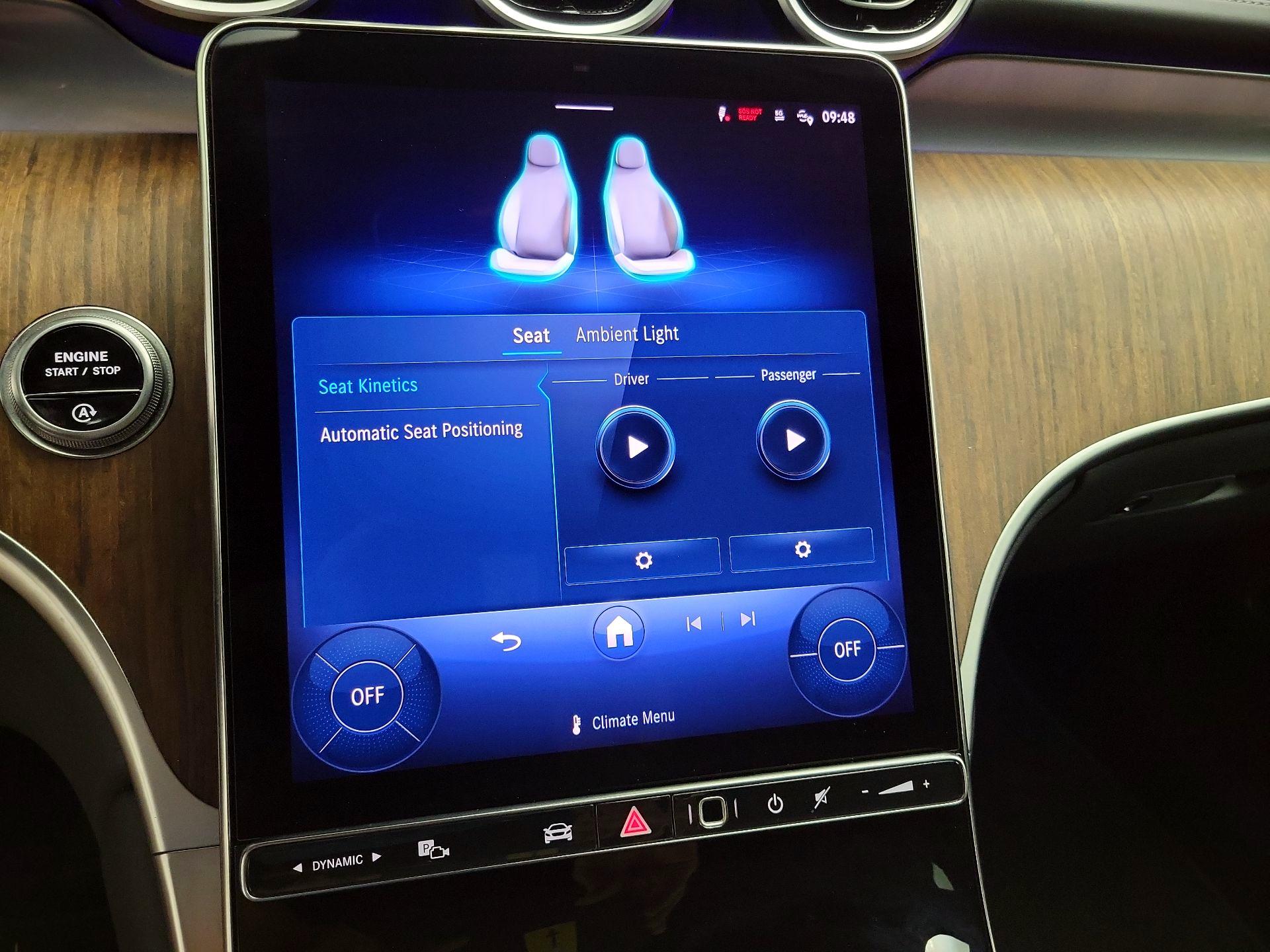 Thumbnail: 2025 Mercedes-Benz GLC - 17