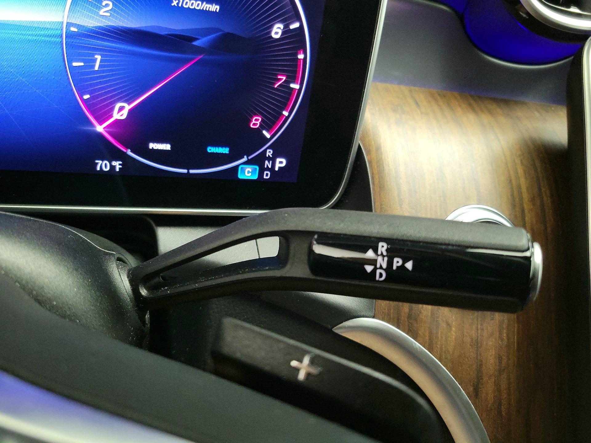 Thumbnail: 2025 Mercedes-Benz GLC - 18