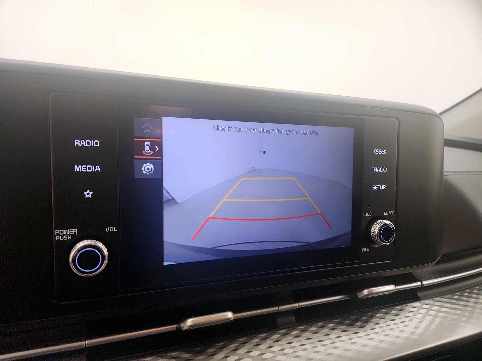 Thumbnail: 2024 Kia Carnival - 14