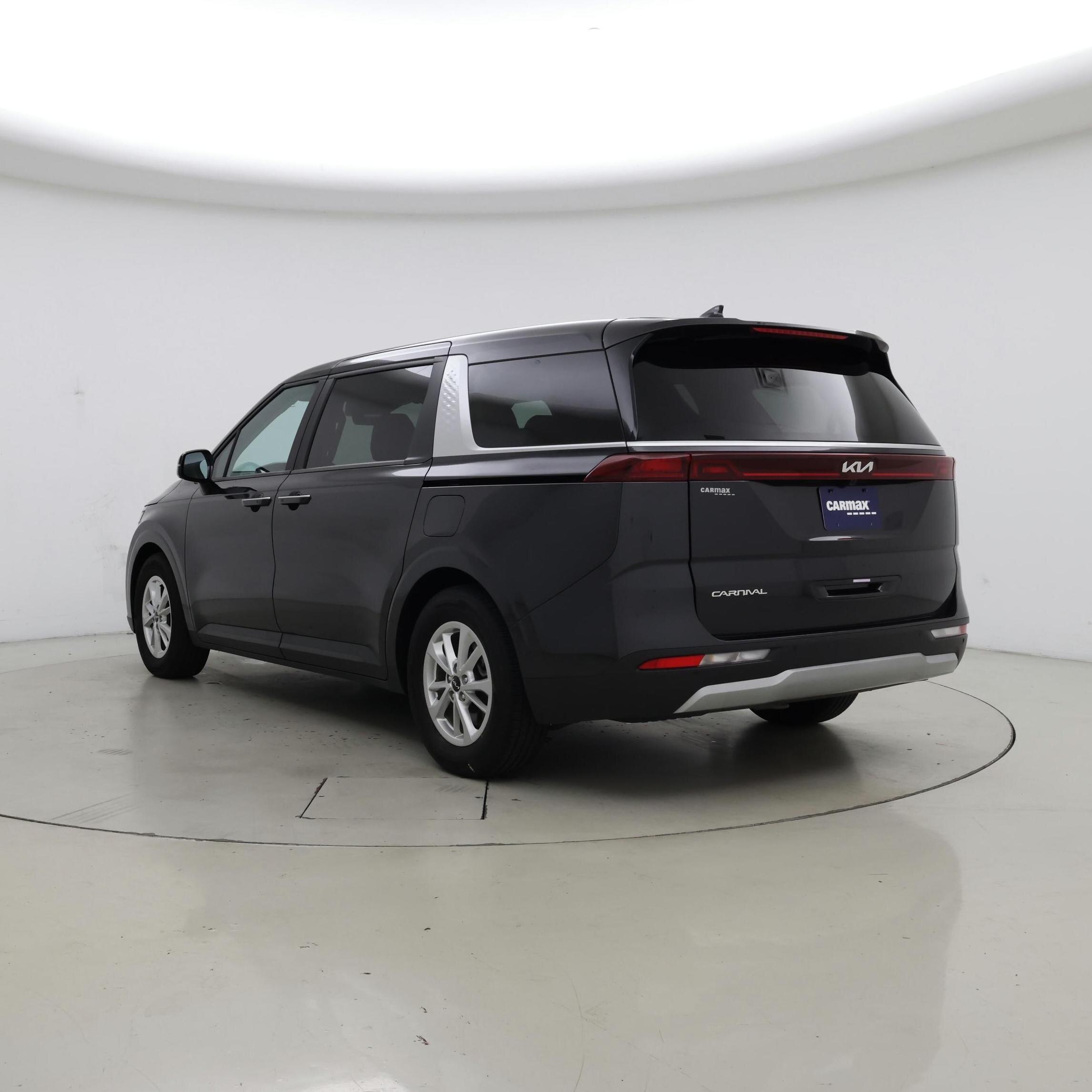 Thumbnail: 2024 Kia Carnival - 2