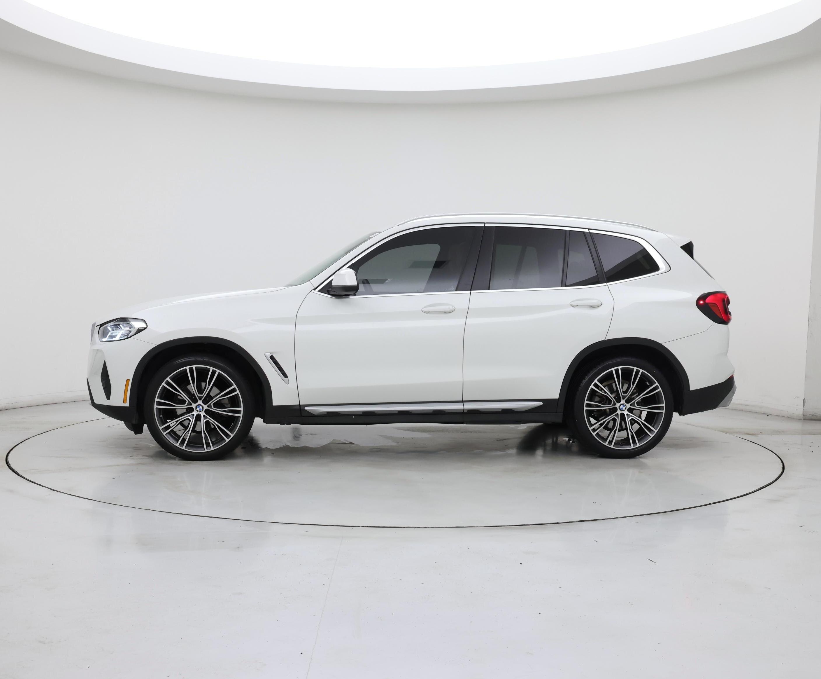 Thumbnail: 2024 BMW X3 - 3