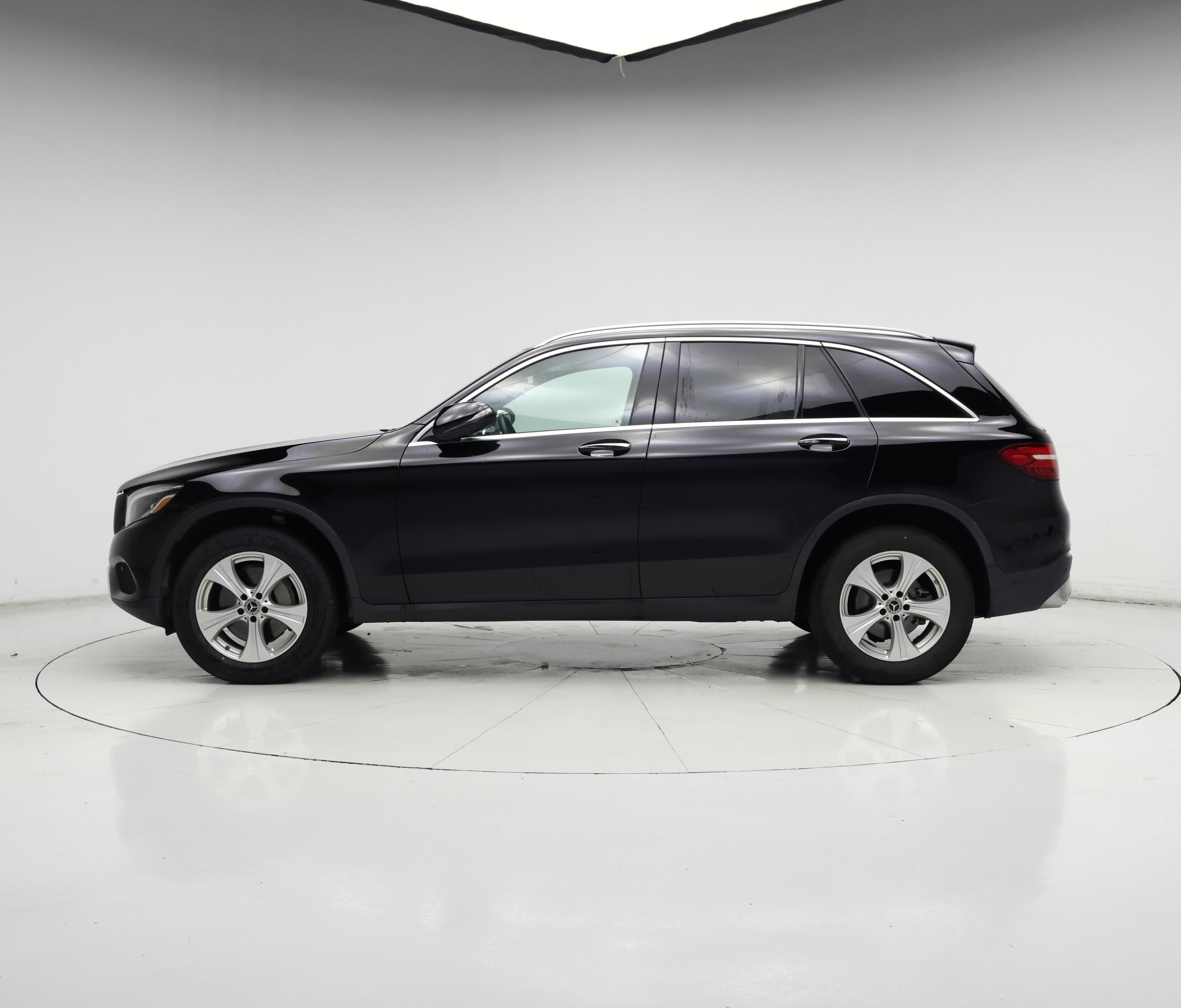 Thumbnail: 2018 Mercedes-Benz GLC - 3