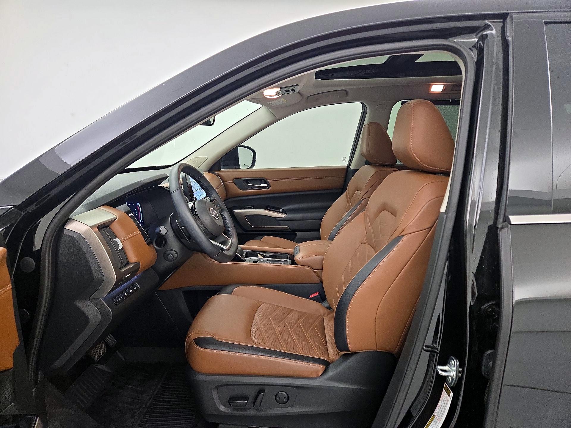 Thumbnail: 2024 Nissan Pathfinder - 11