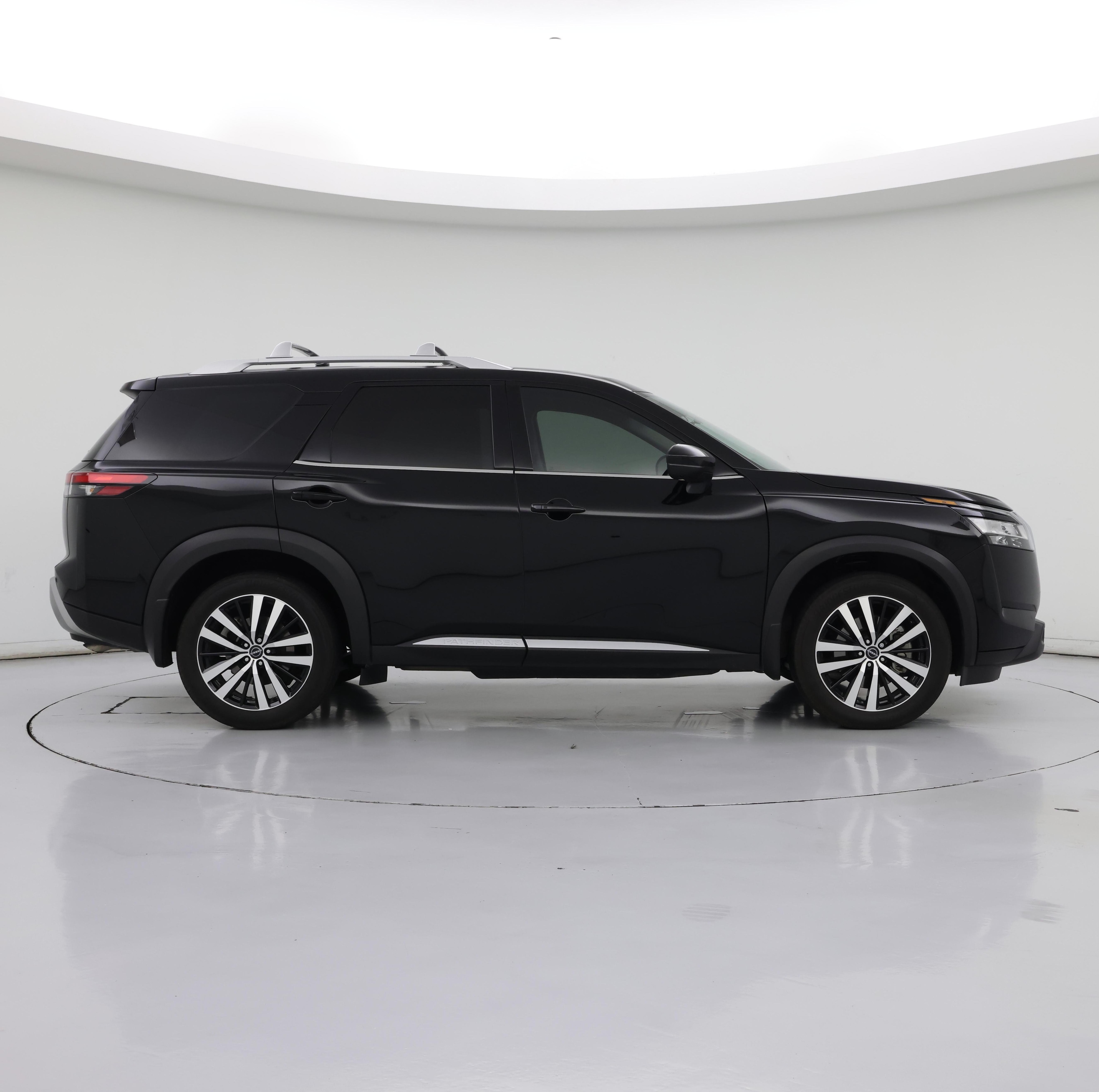 Thumbnail: 2024 Nissan Pathfinder - 7