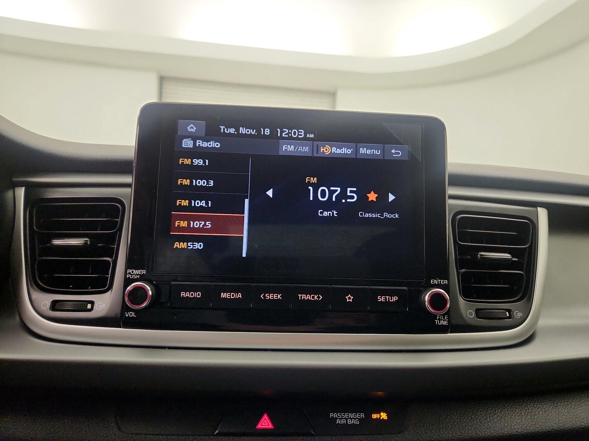 Thumbnail: 2022 Kia Rio - 15