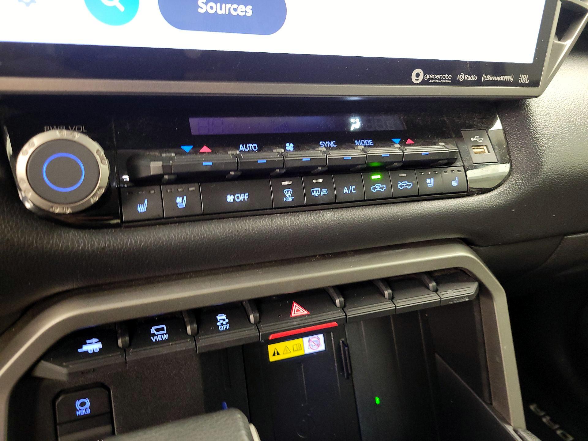 Thumbnail: 2023 Toyota Tundra - 14