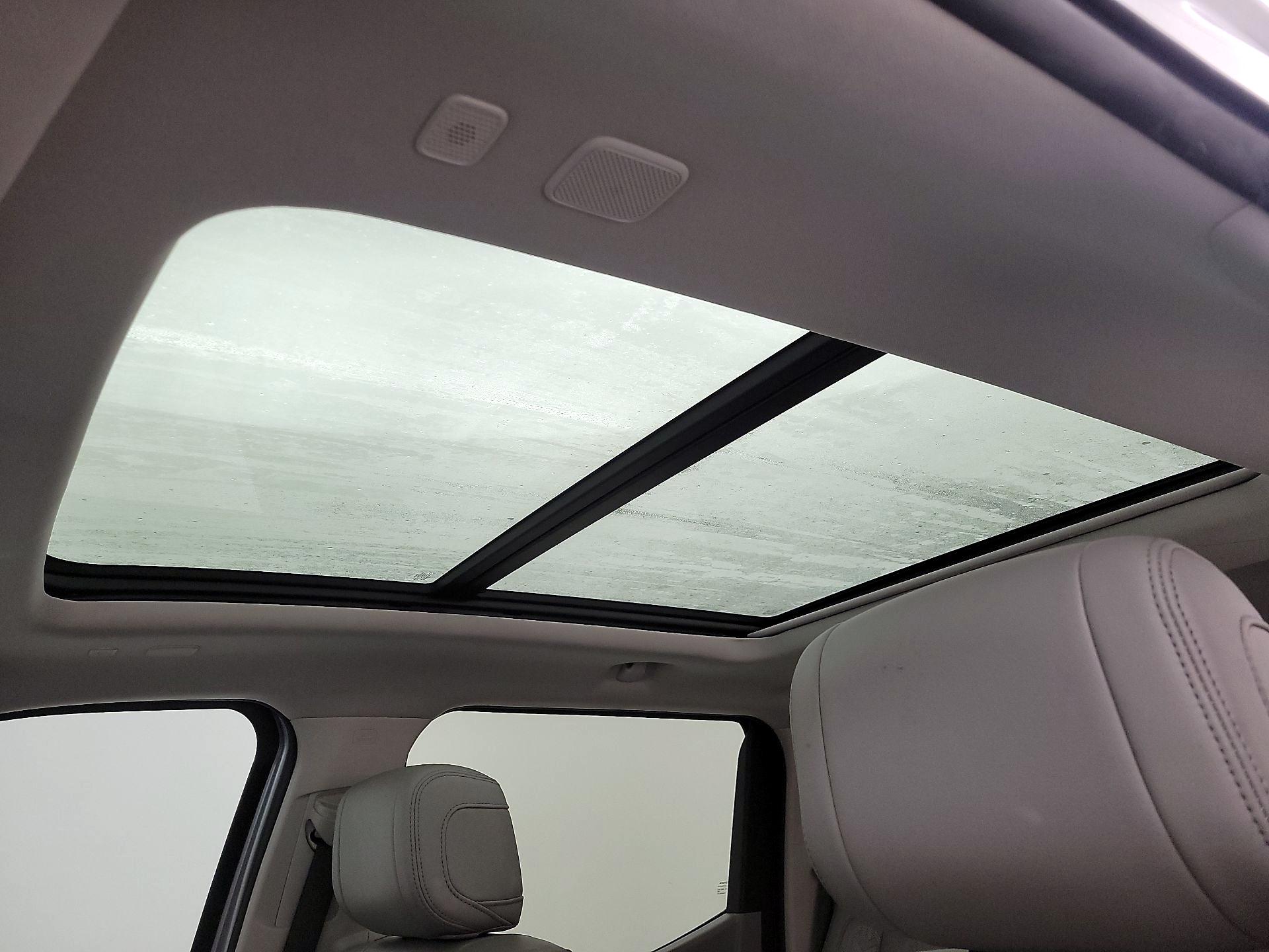 Thumbnail: 2023 Toyota Tundra - 17